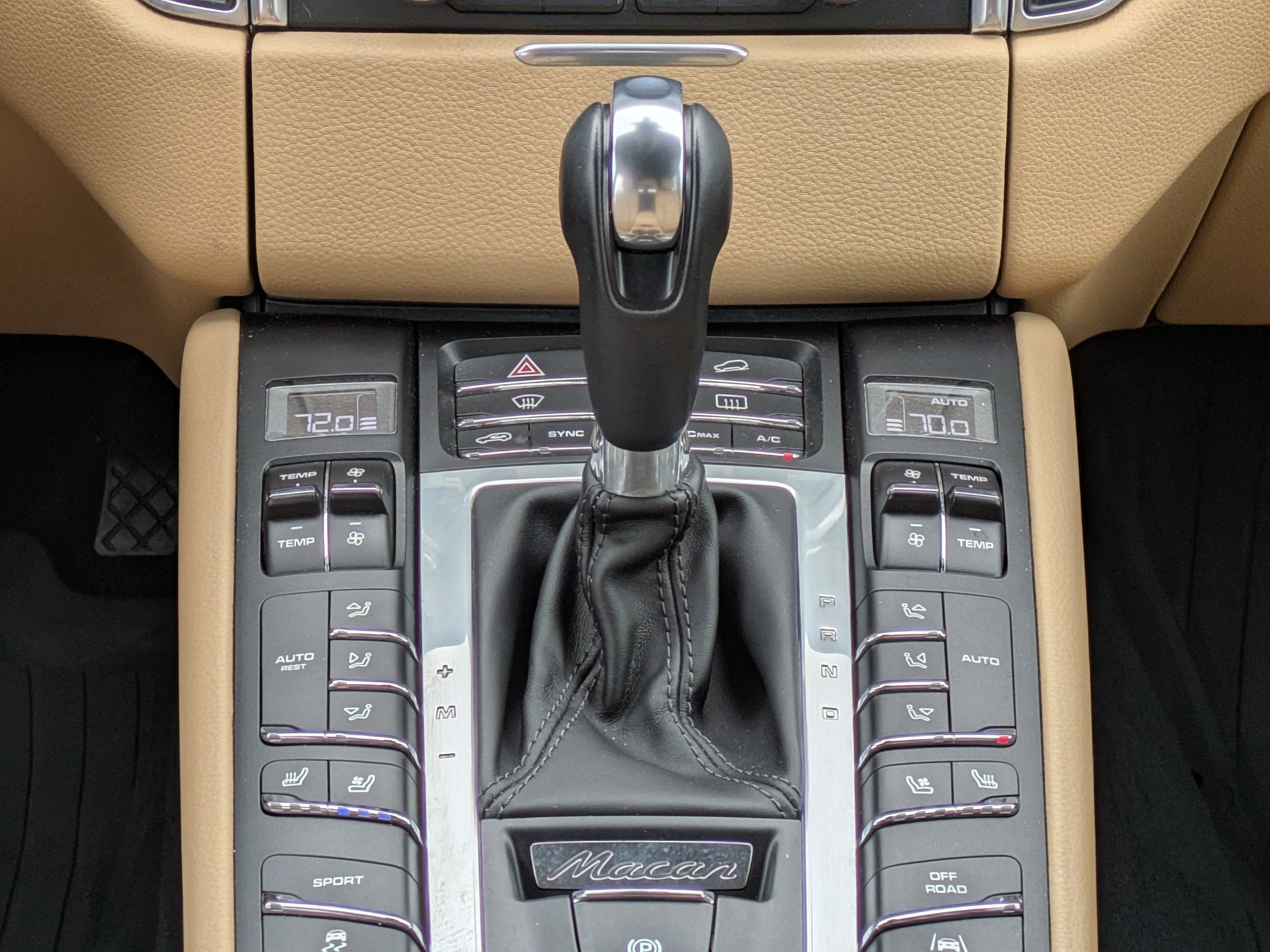 2018 Porsche Macan Base