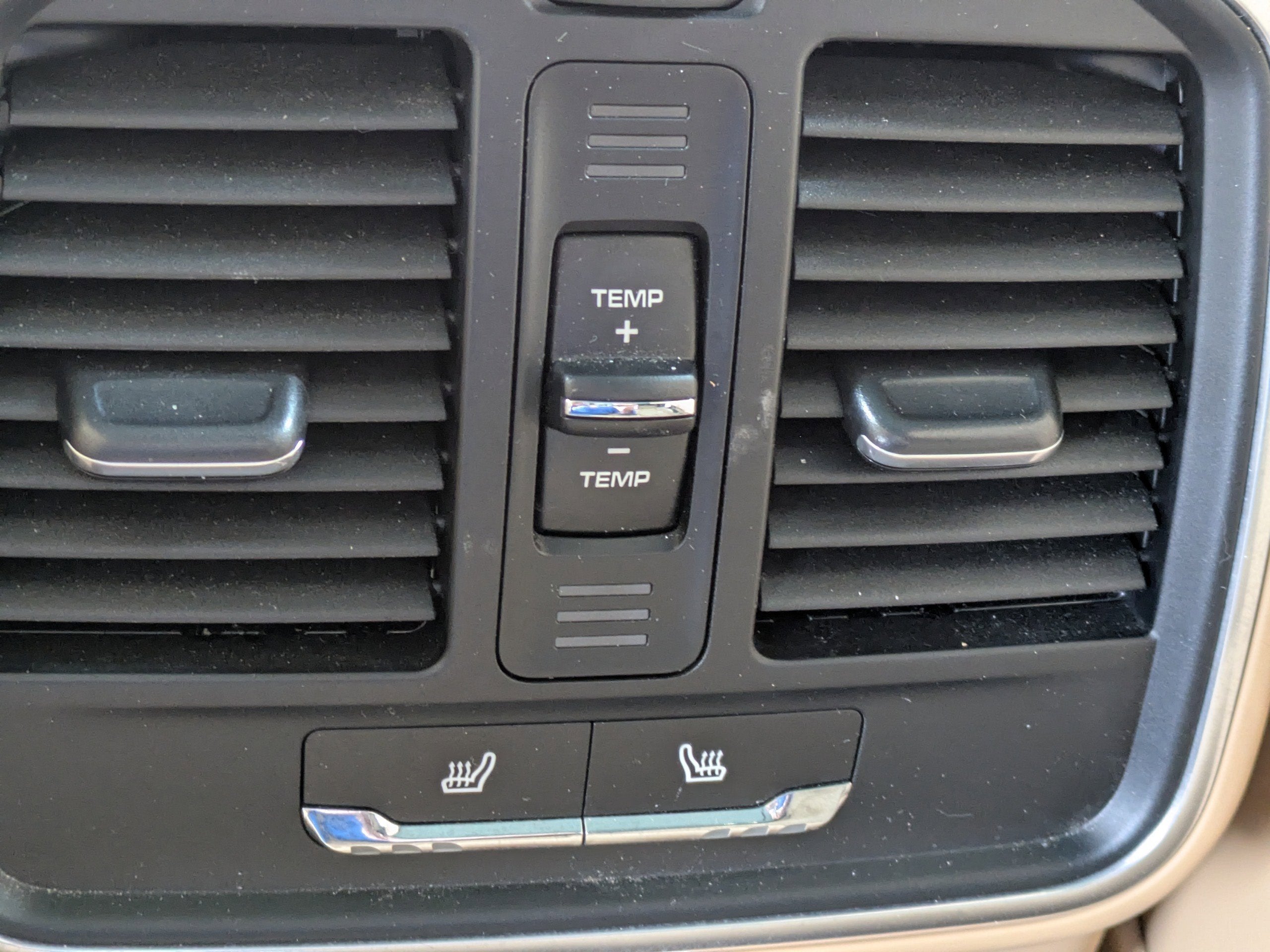 2018 Porsche Macan Base