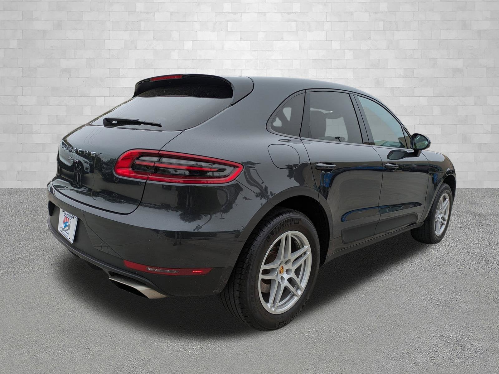 2018 Porsche Macan Base