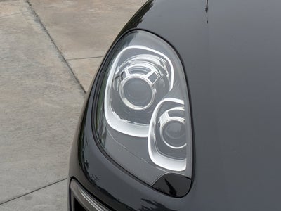 2018 Porsche Macan Base