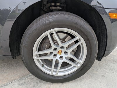 2018 Porsche Macan Base