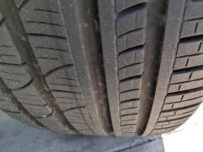 2024 Porsche Macan T