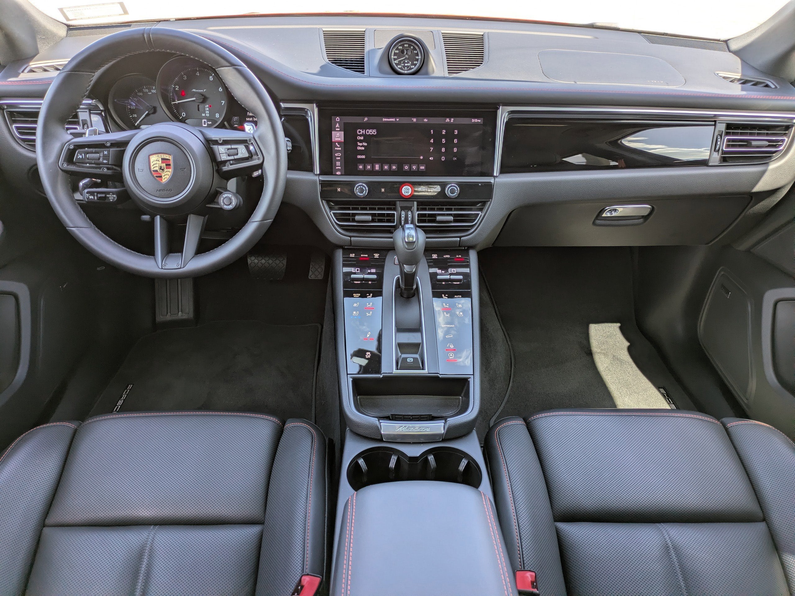 2024 Porsche Macan T