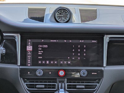 2024 Porsche Macan T