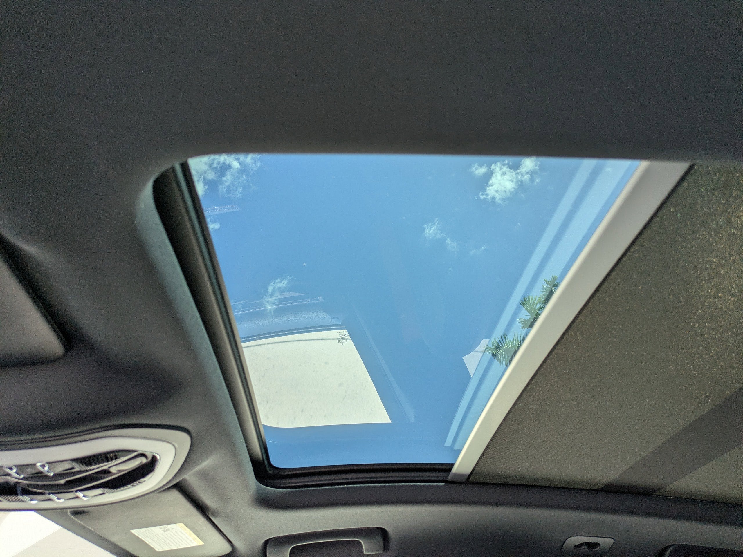 2024 Porsche Macan T