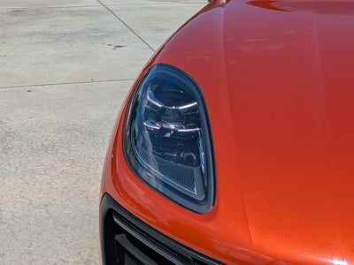 2024 Porsche Macan T