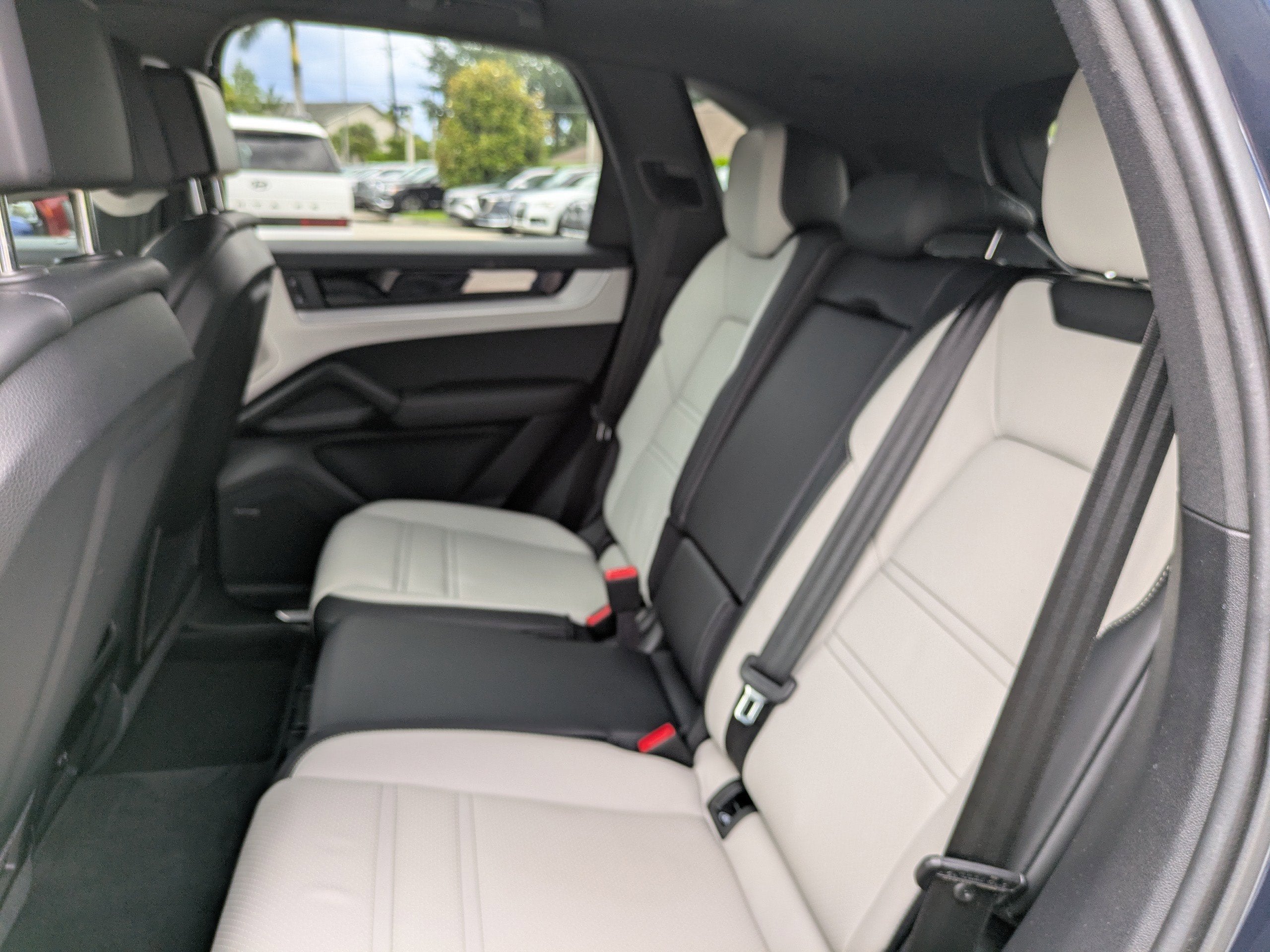 2024 Porsche Cayenne 4DR AWD