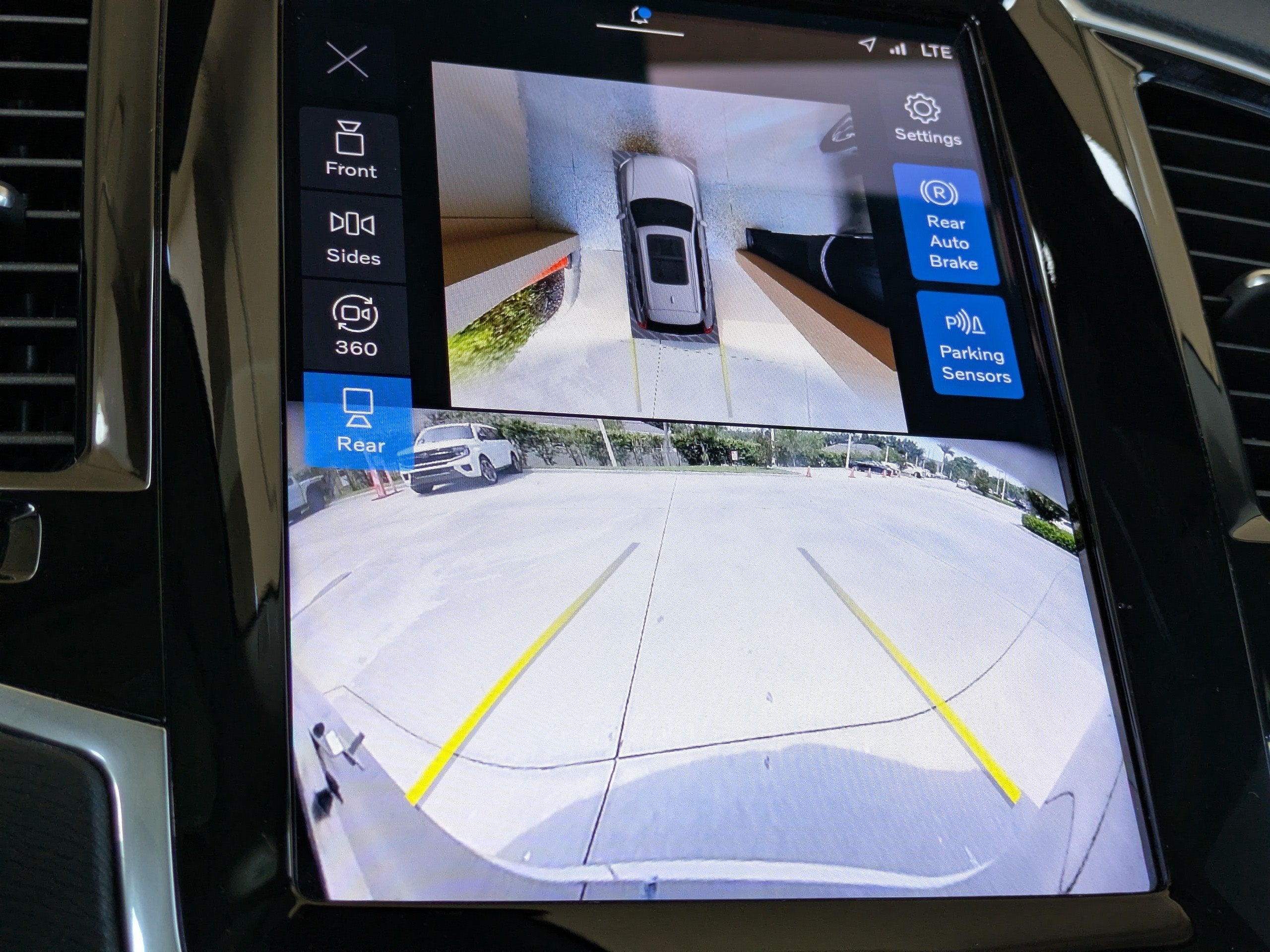 2024 Volvo XC90 PLUS BRIGHT THEME