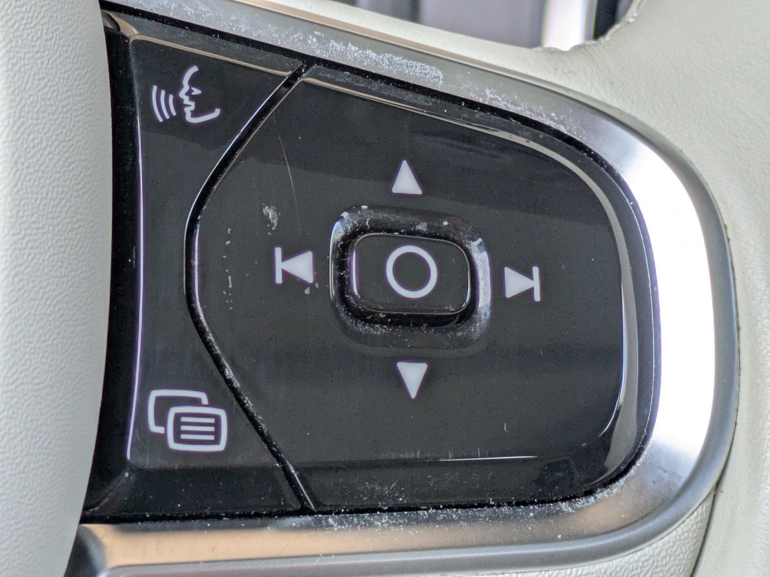 2024 Volvo XC90 PLUS BRIGHT THEME