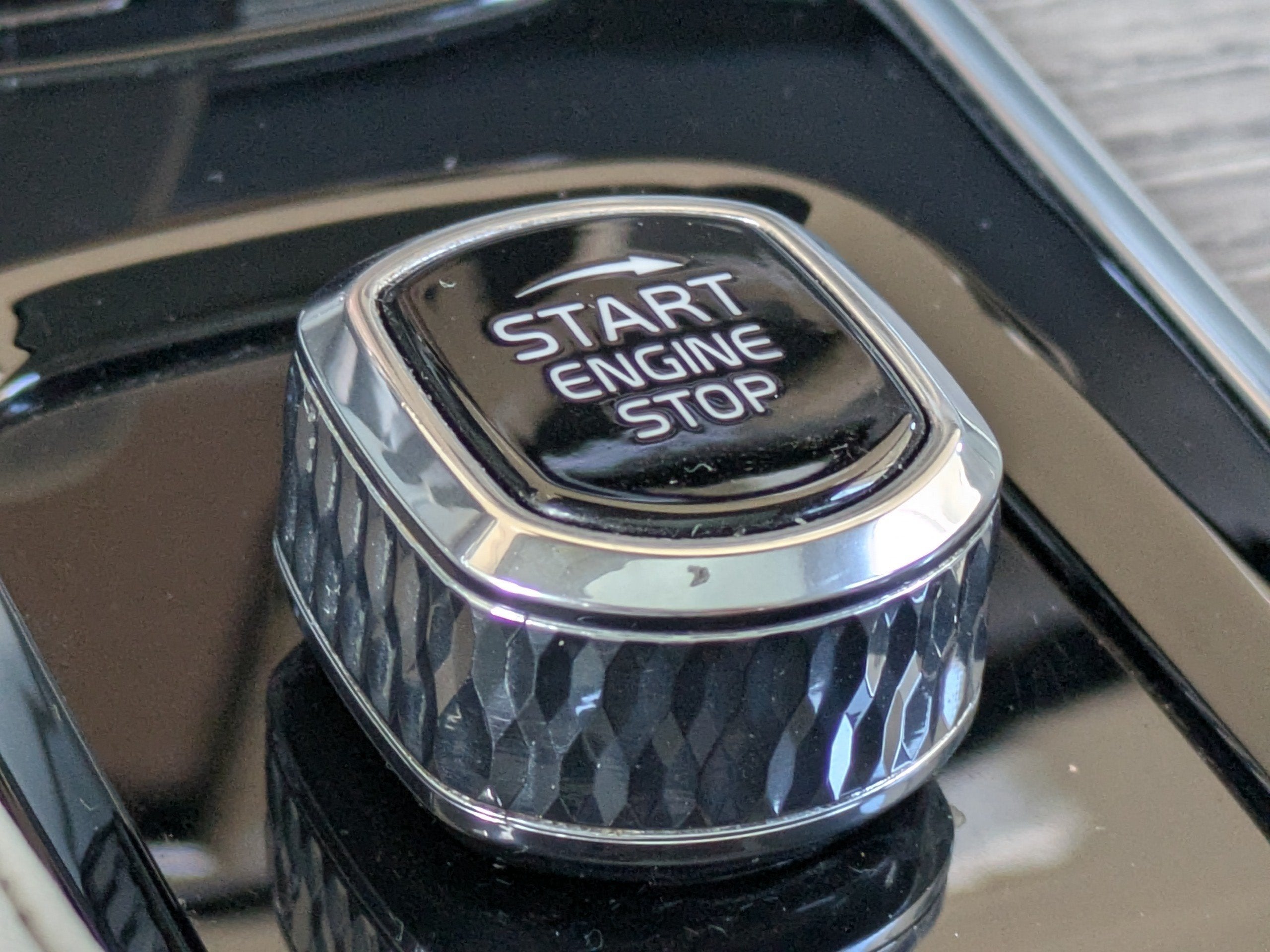 2024 Volvo XC90 PLUS BRIGHT THEME