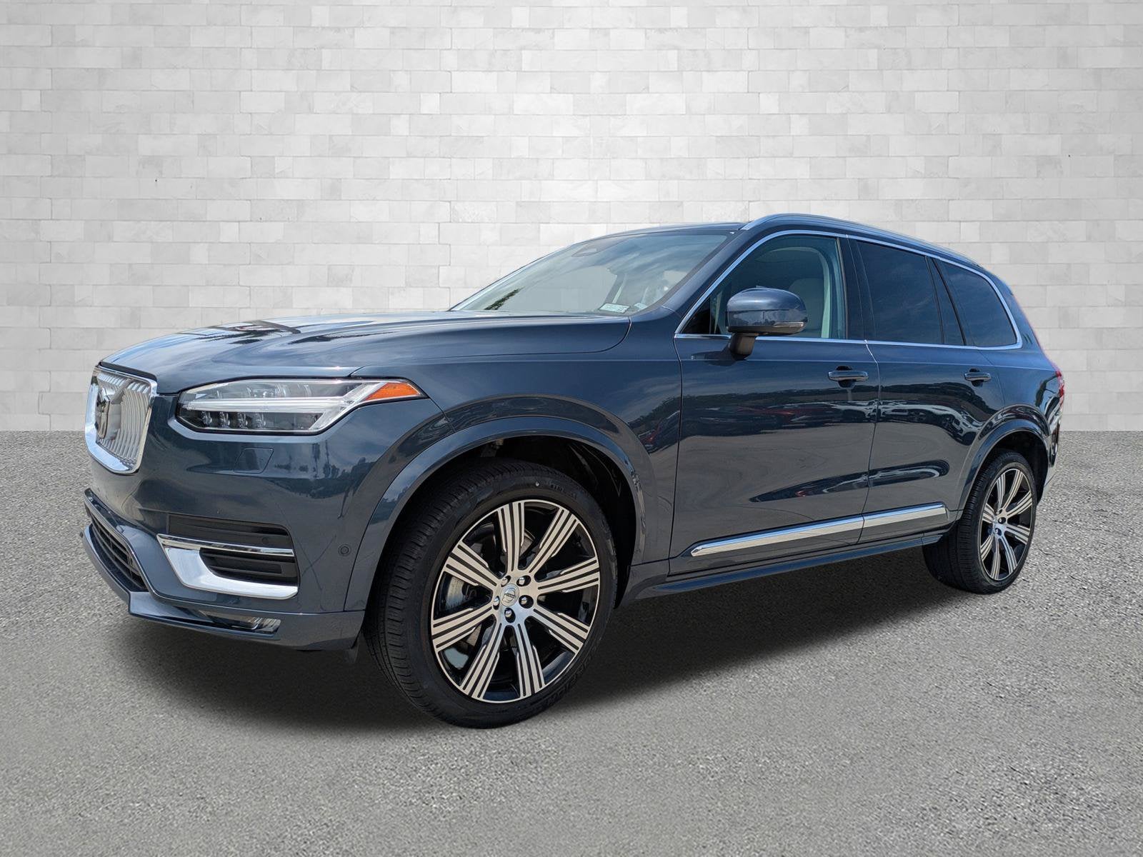 2024 Volvo XC90 PLUS BRIGHT THEME