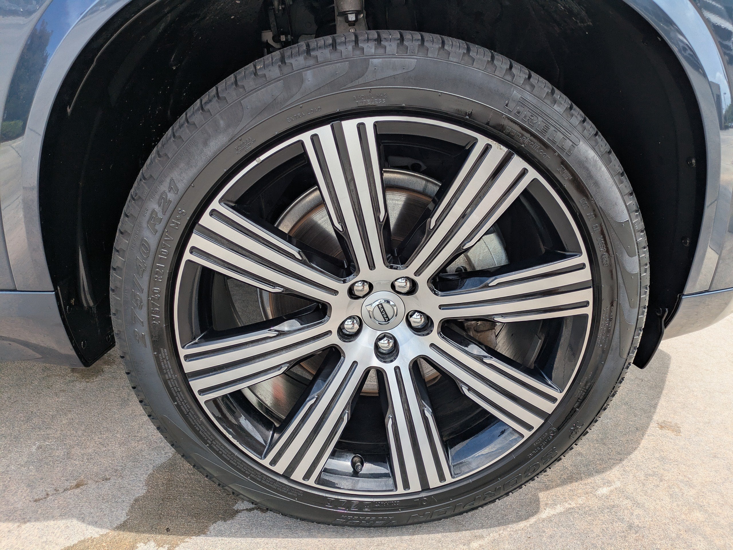 2024 Volvo XC90 PLUS BRIGHT THEME