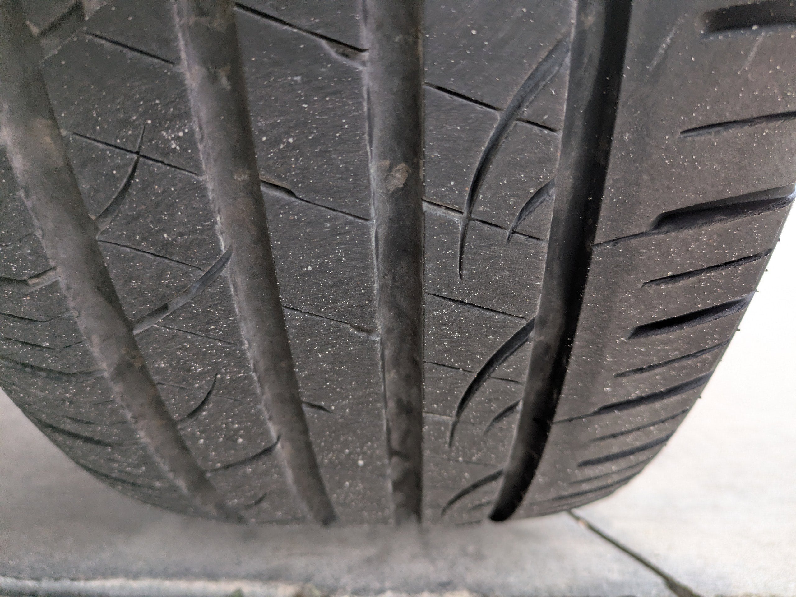 2021 Volvo XC40 MOMENTUM