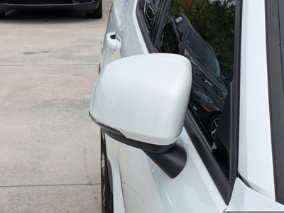 2021 Volvo XC40 MOMENTUM