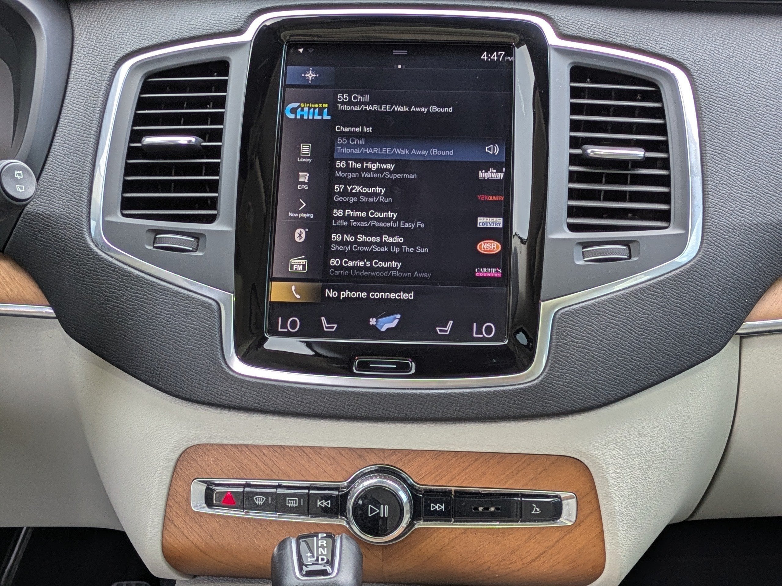 2022 Volvo XC90 Momentum - Photo 18
