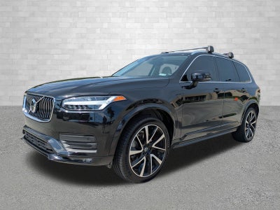 2022 Volvo XC90 MOMENTUM