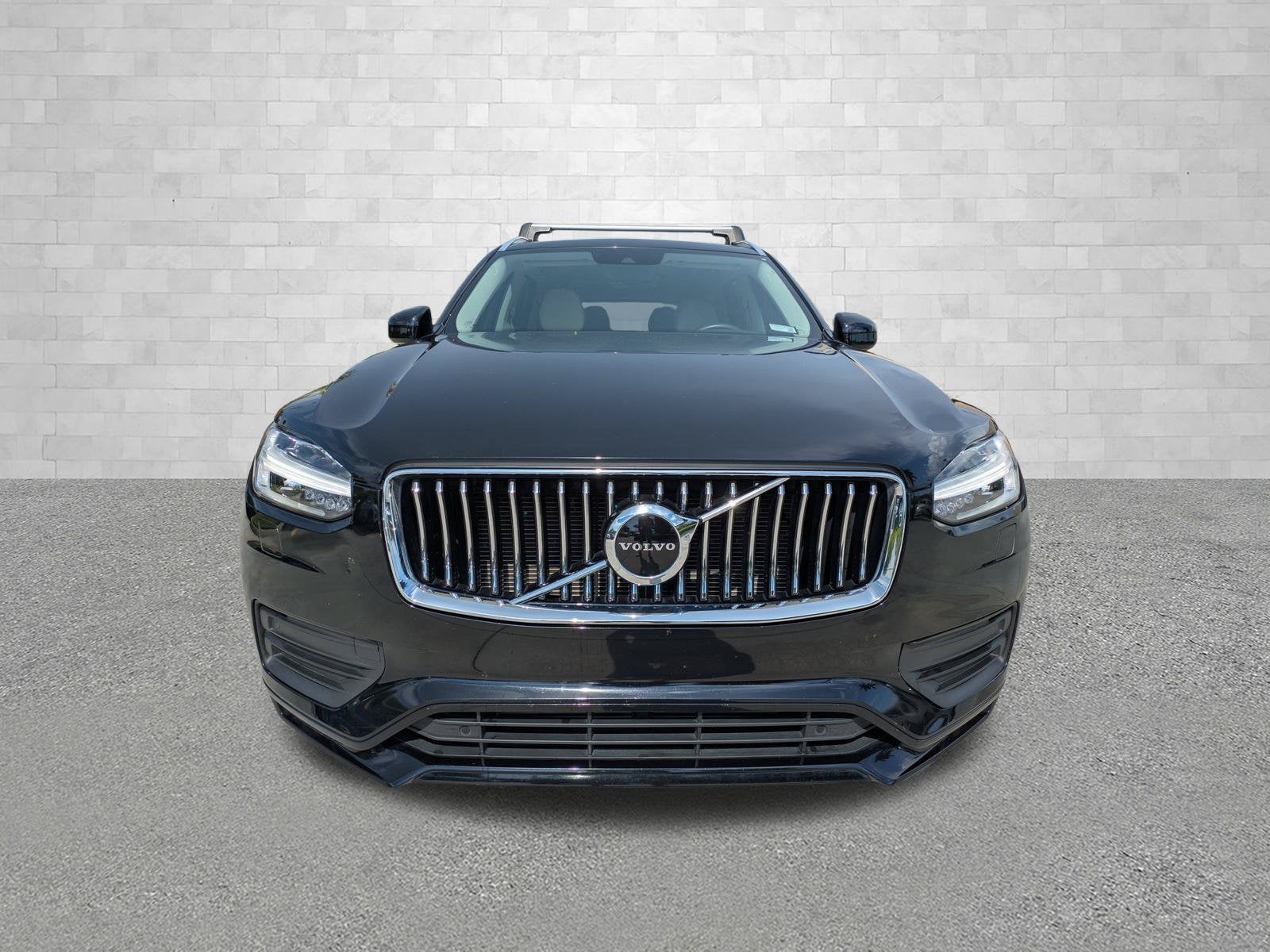 2022 Volvo XC90 MOMENTUM