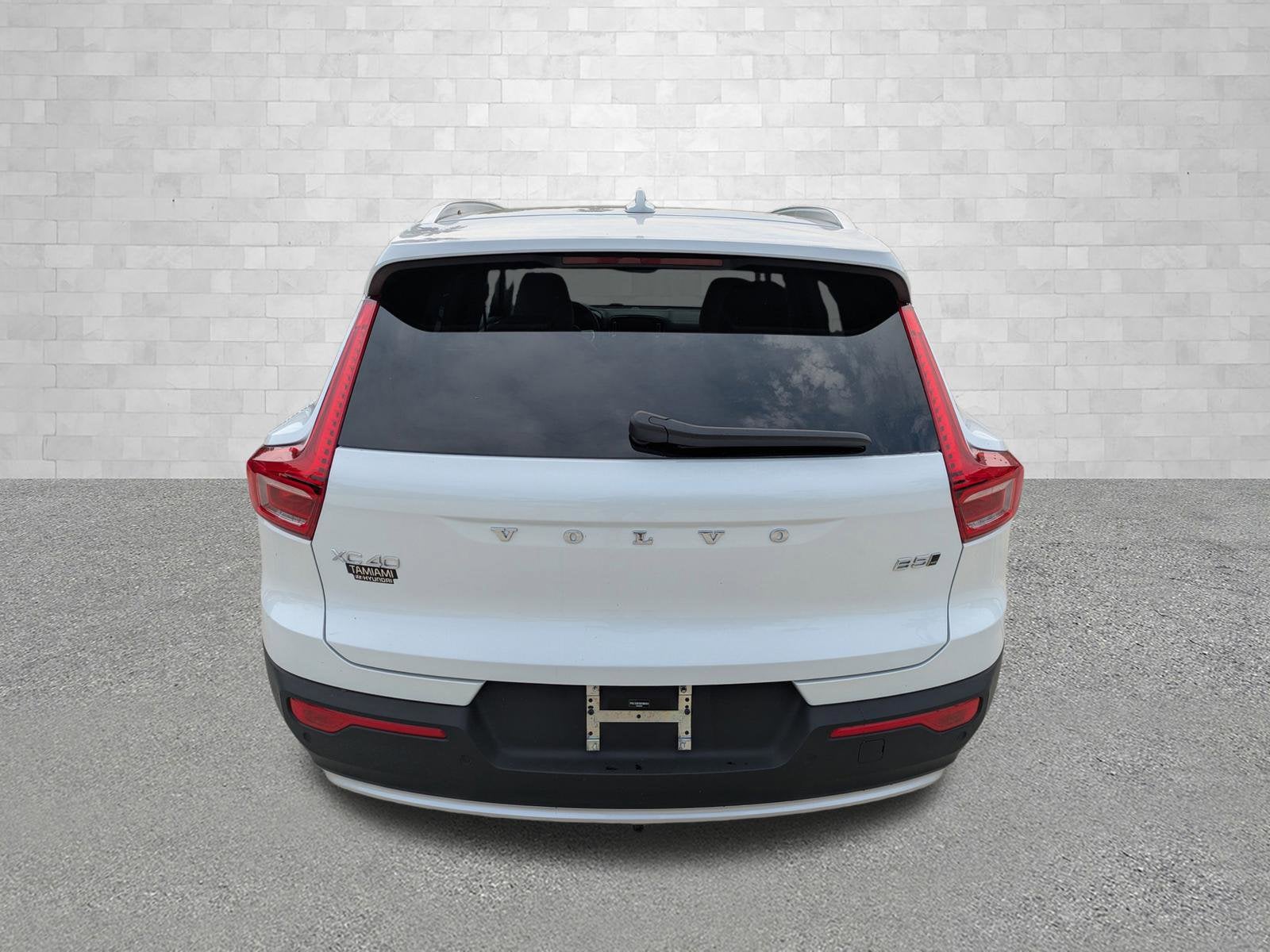2025 Volvo XC40 PLUS BRIGHT THEME