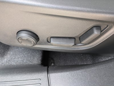 2023 Volvo XC40 PLUS DARK THEME