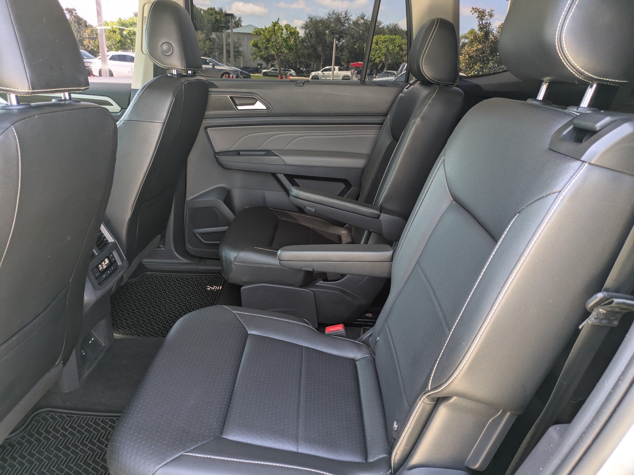 2022 Volkswagen Atlas 2.0T SE W/TECHNOL