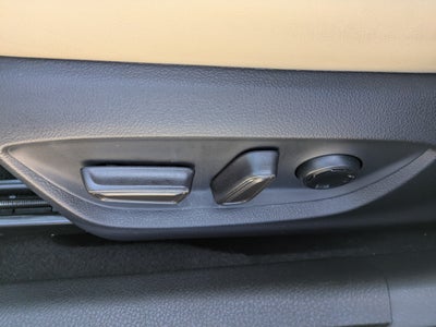 2019 Toyota Avalon XLE