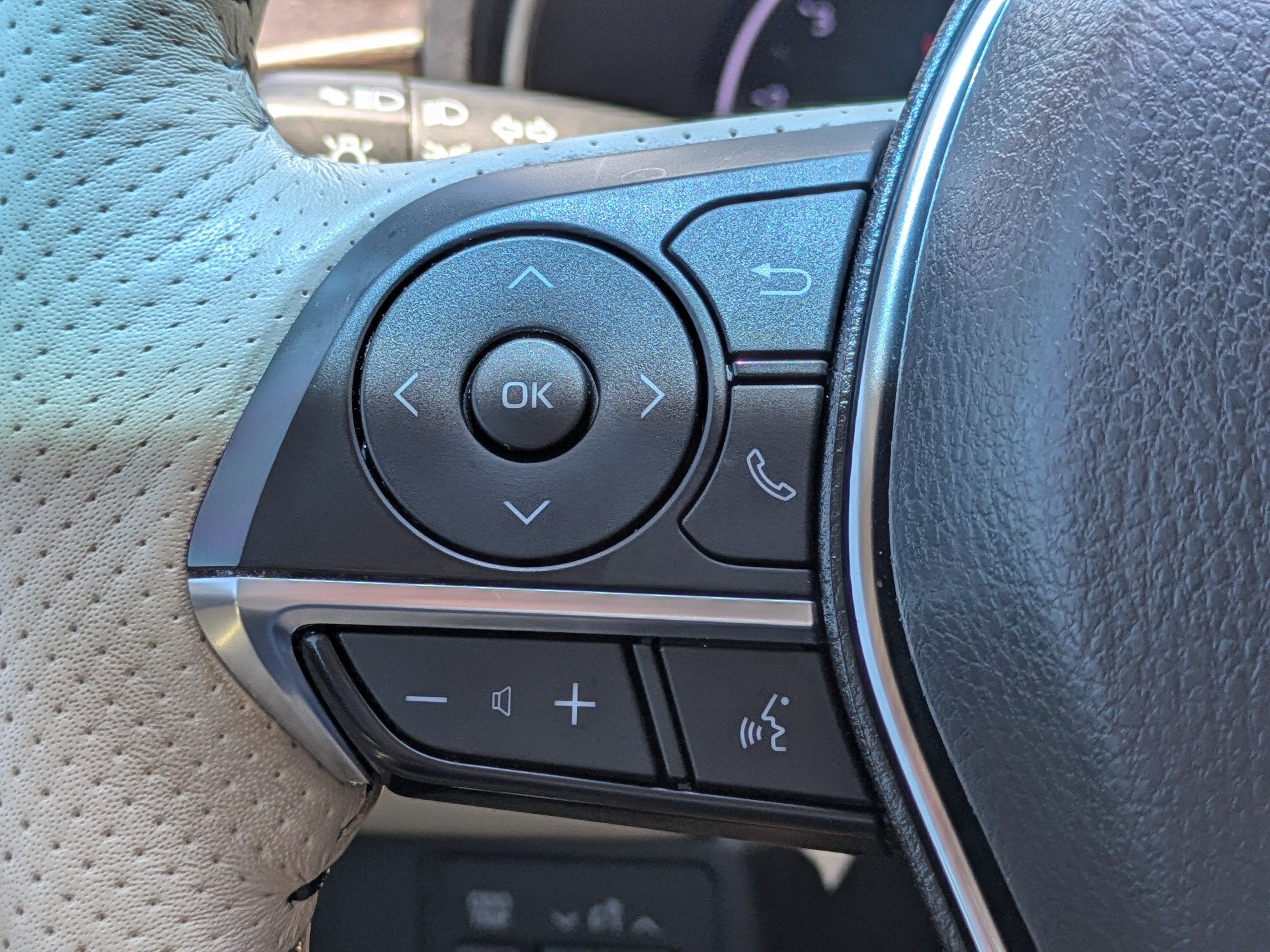 2019 Toyota Avalon XLE
