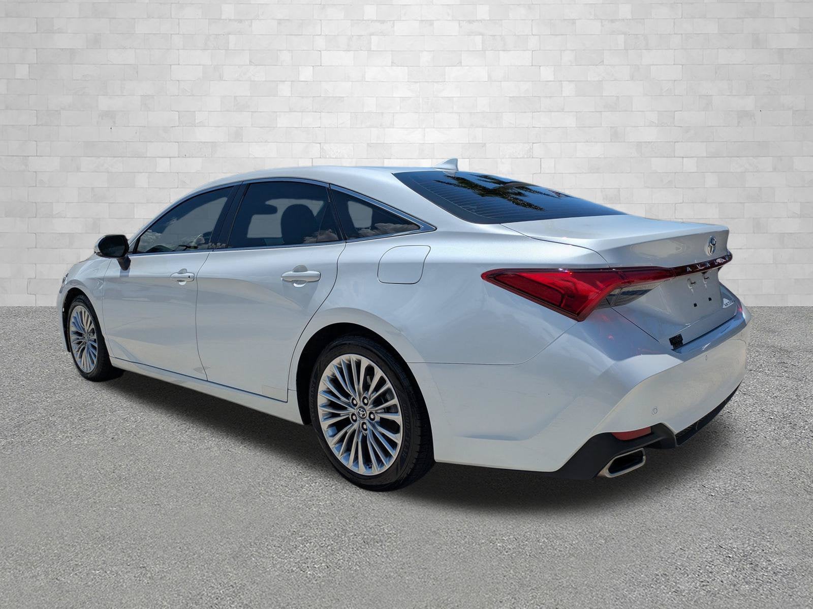 2019 Toyota Avalon XLE
