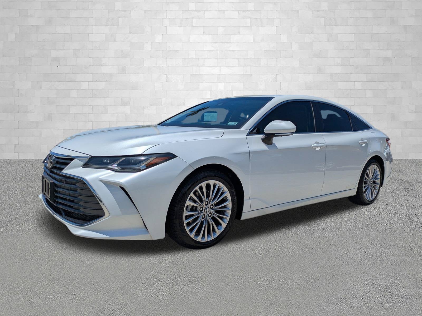 2019 Toyota Avalon XLE