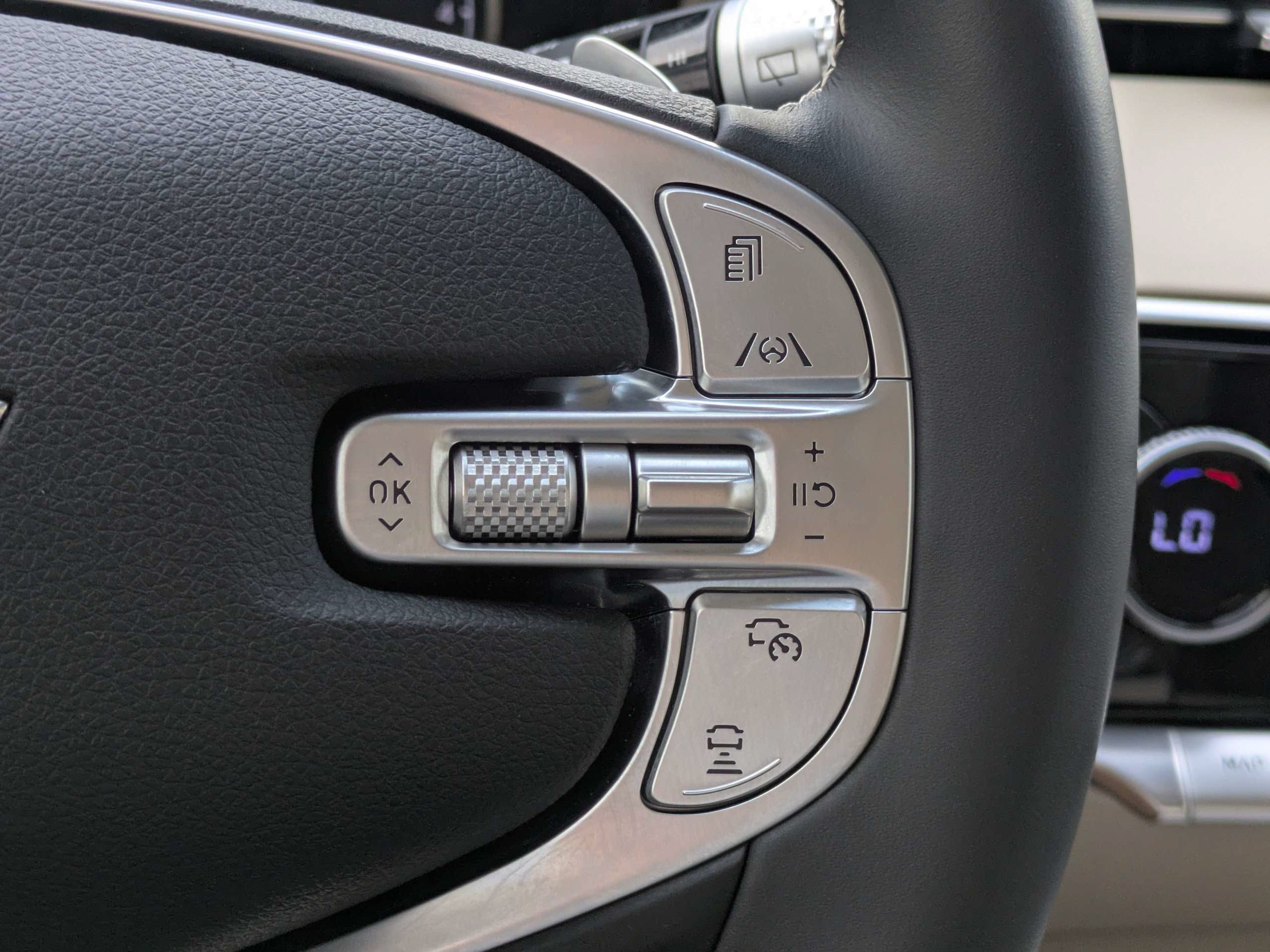2024 Genesis GV70 2.5T
