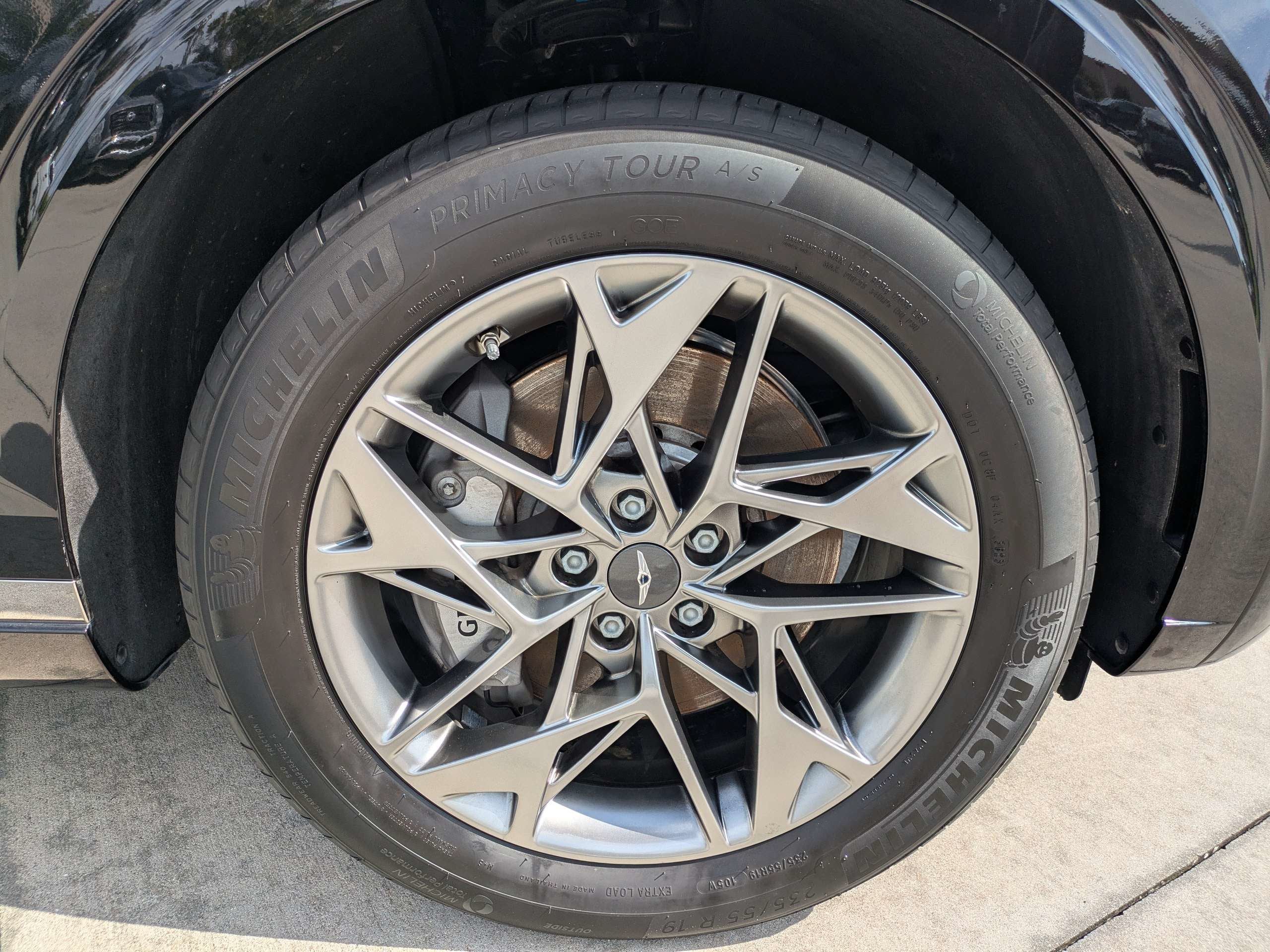 2024 Genesis GV70 2.5T