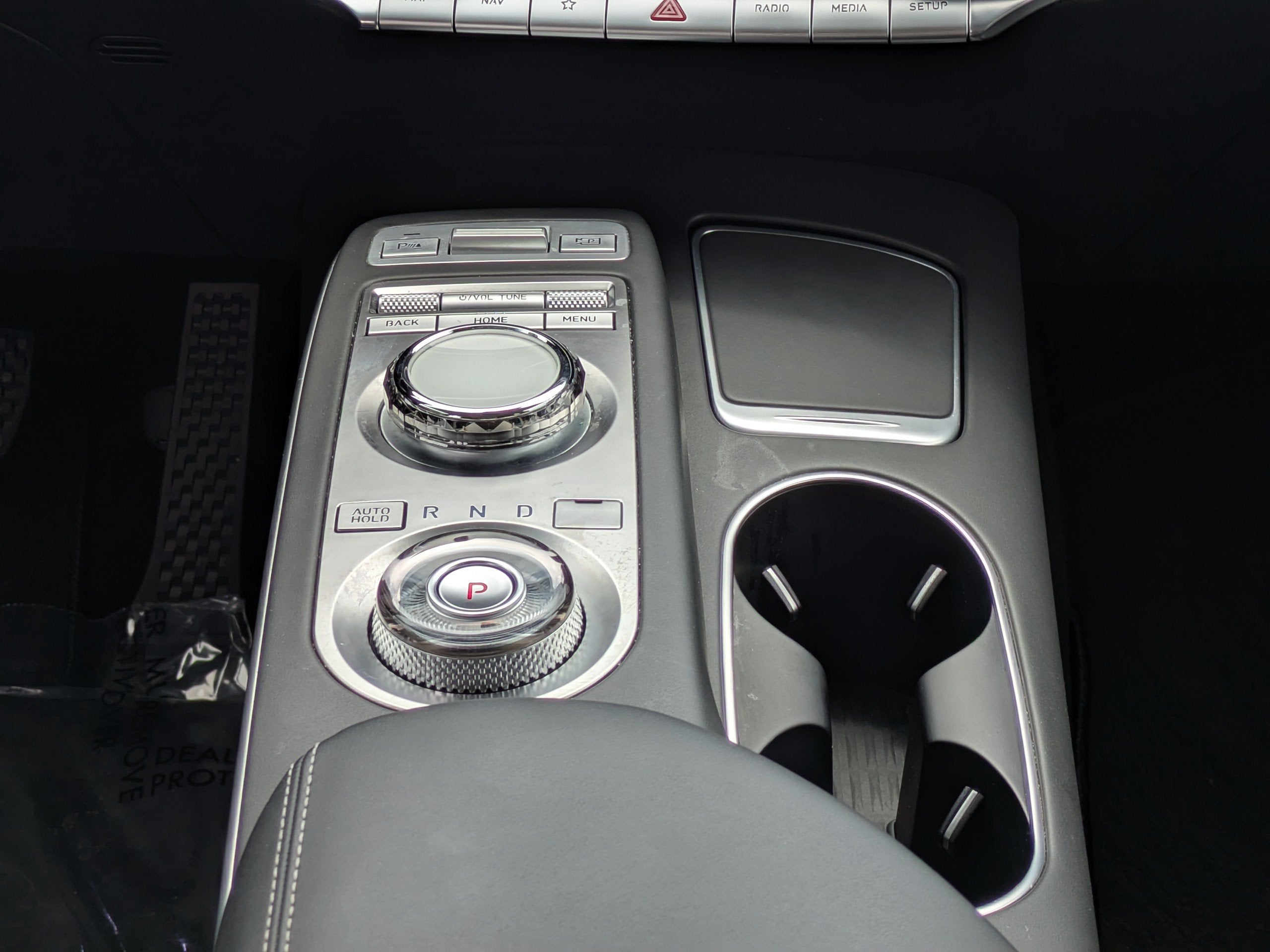 2024 Genesis GV70 2.5T