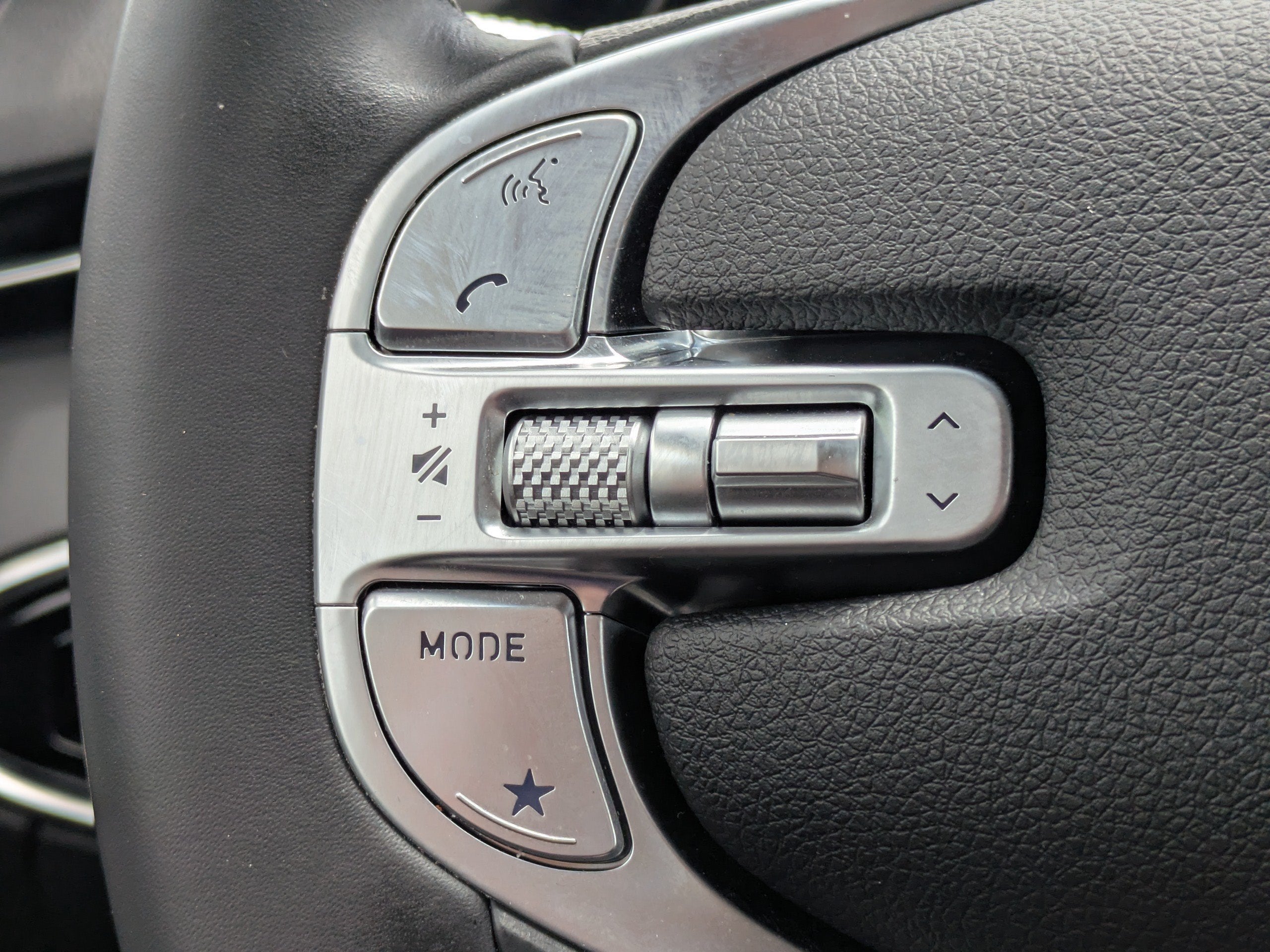 2024 Genesis GV70 2.5T