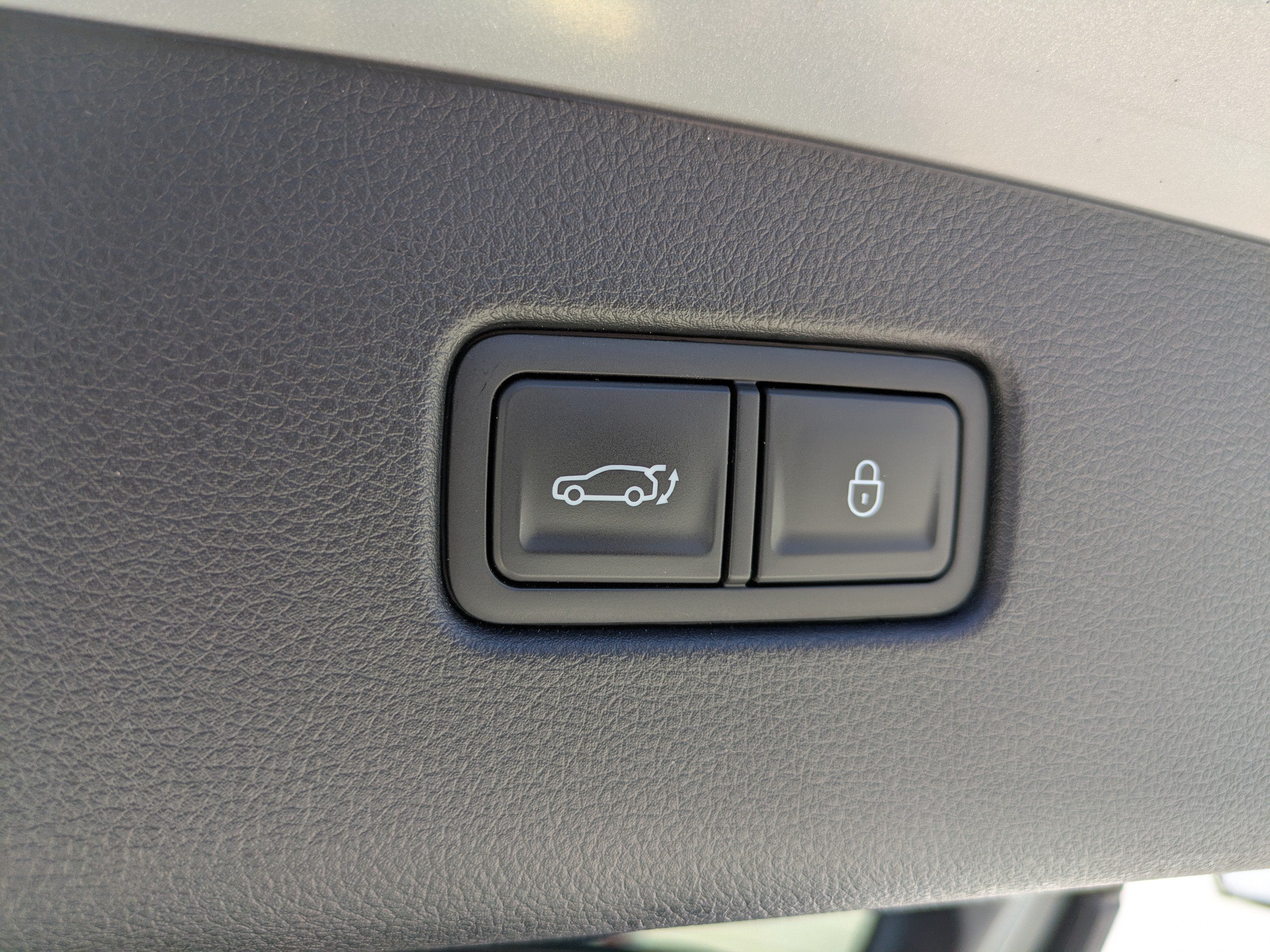 2024 Genesis GV70 2.5T