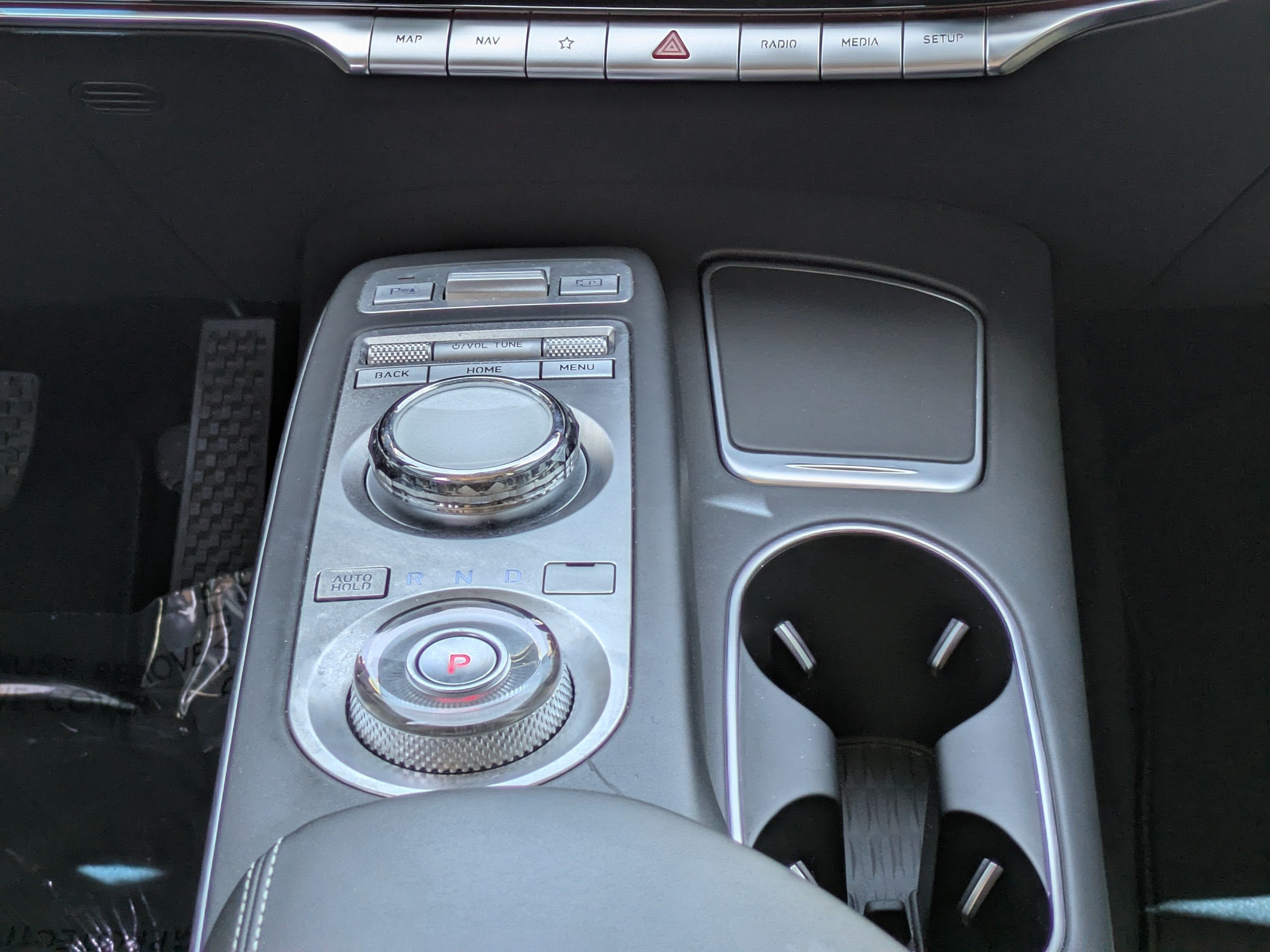 2024 Genesis GV70 2.5T