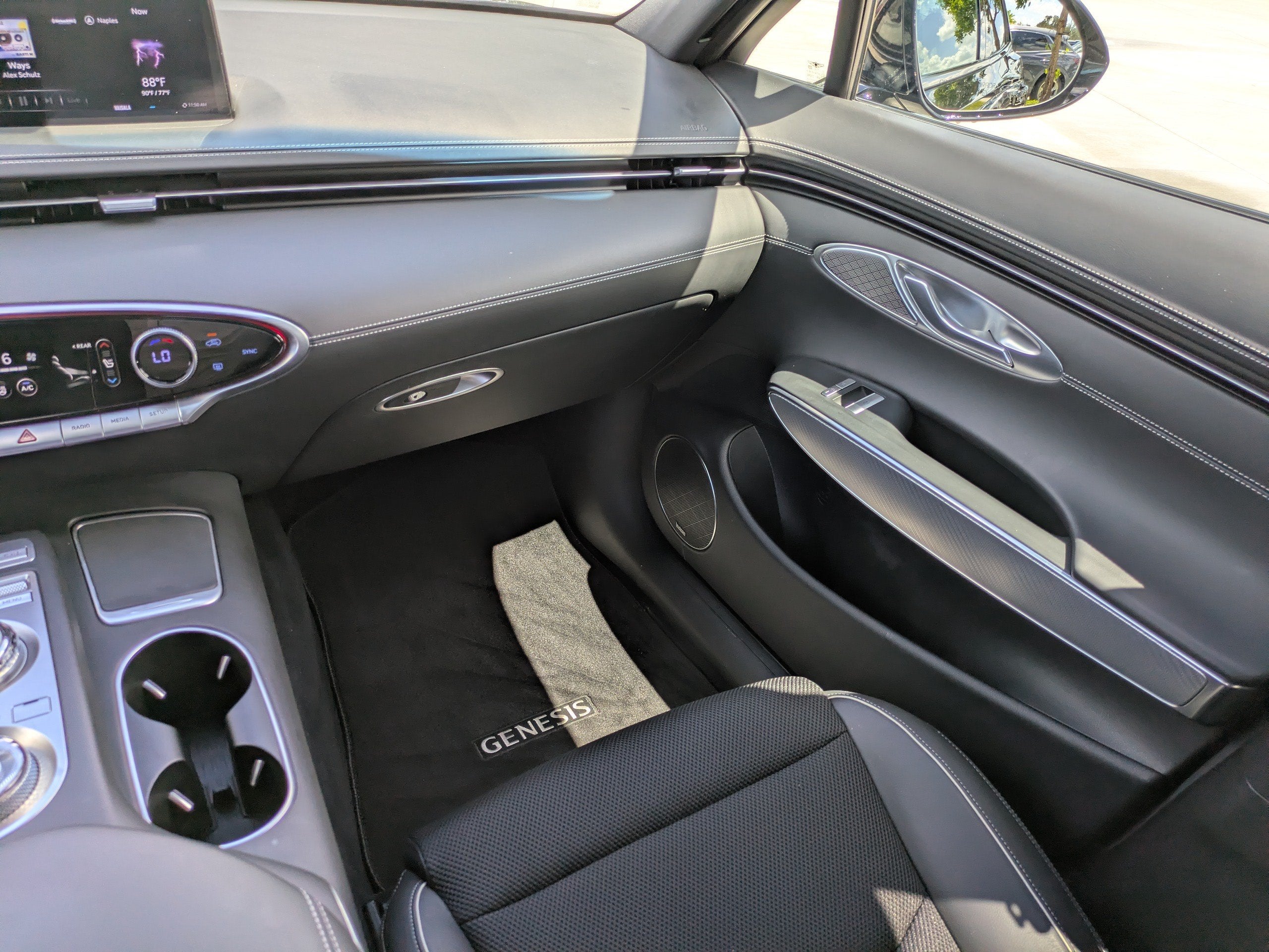2024 Genesis GV70 2.5T