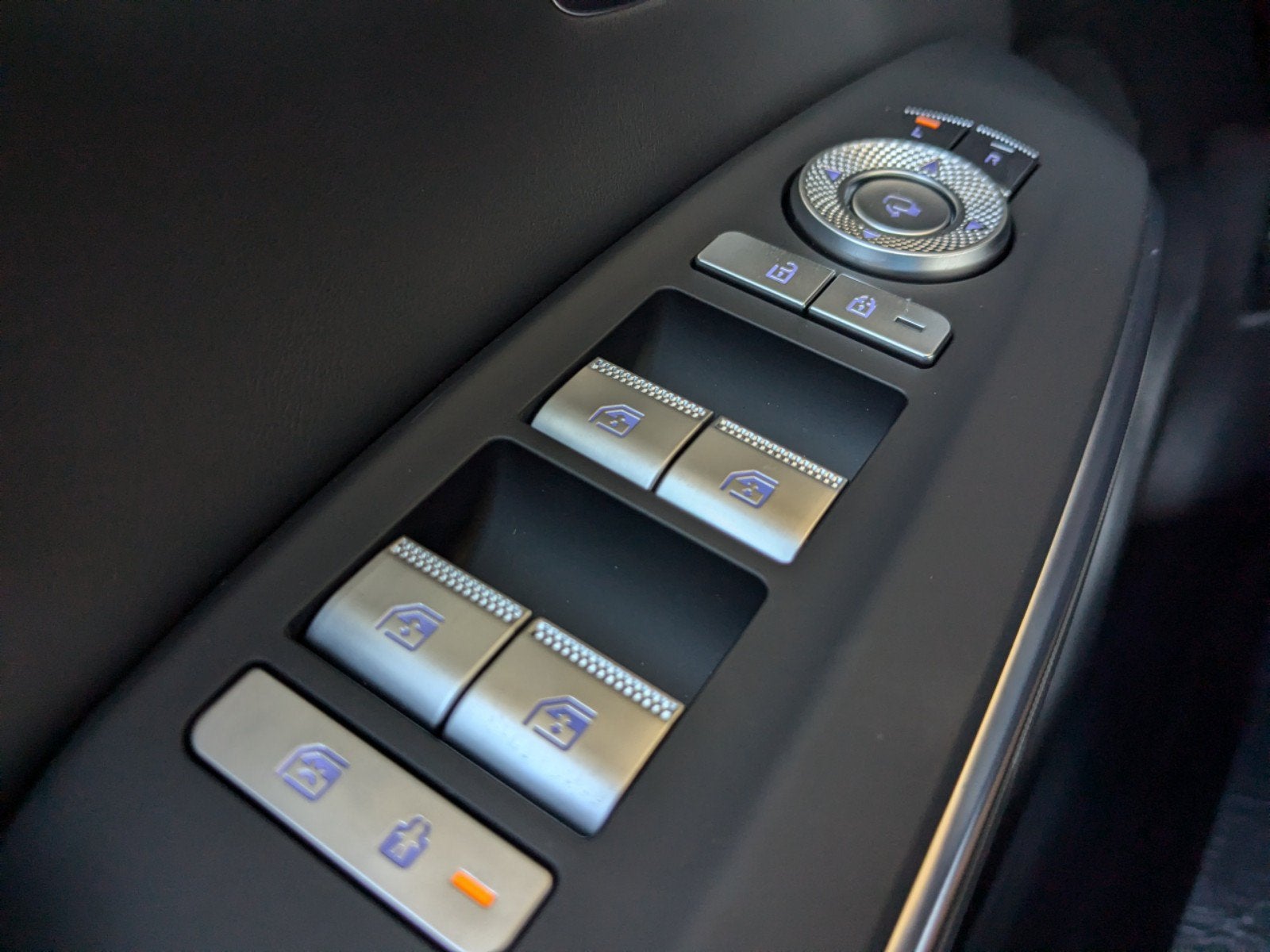 2025 Genesis GV70 3.5T SPORT ADVANCED