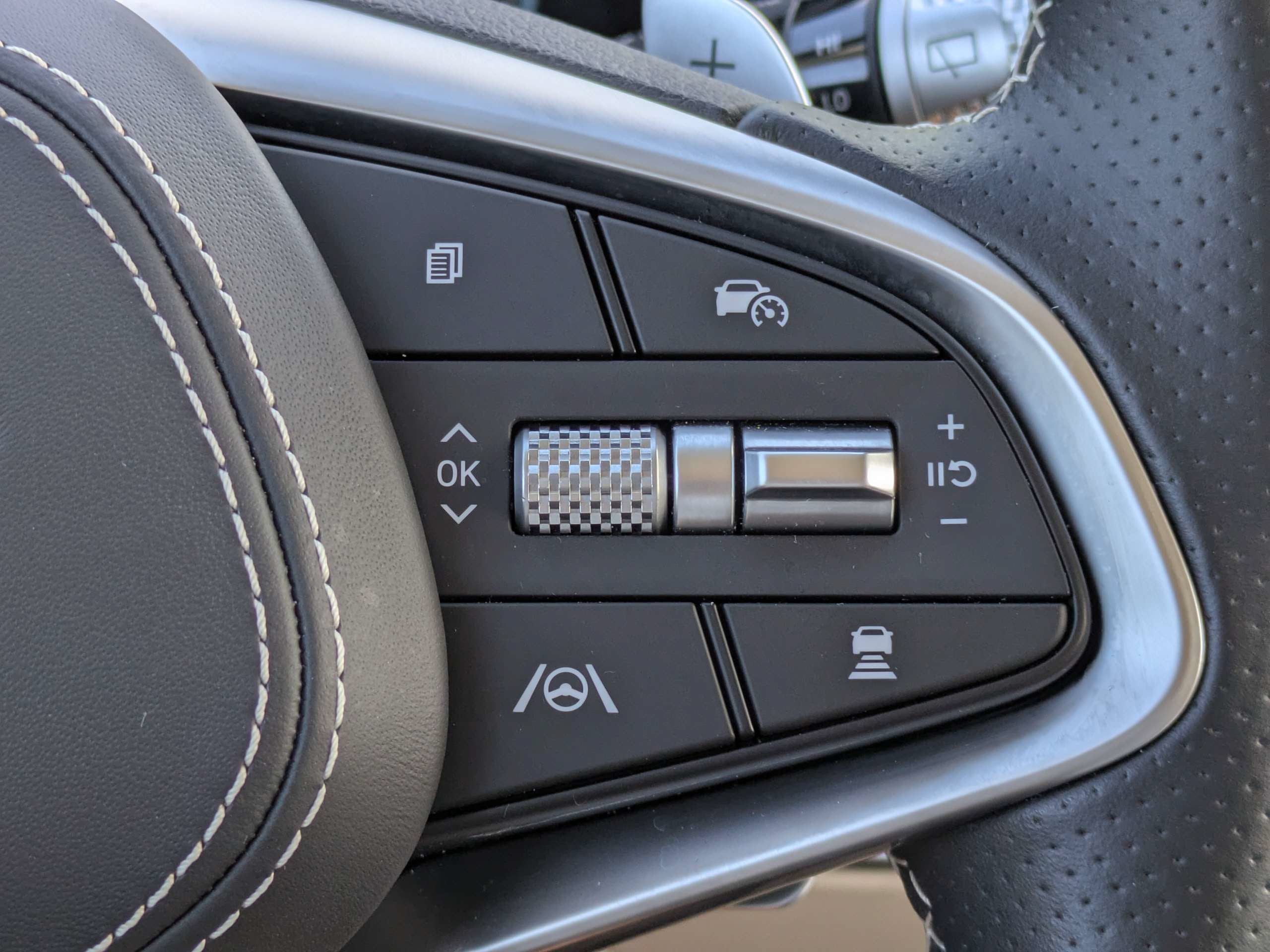 2025 Genesis GV70 3.5T SPORT