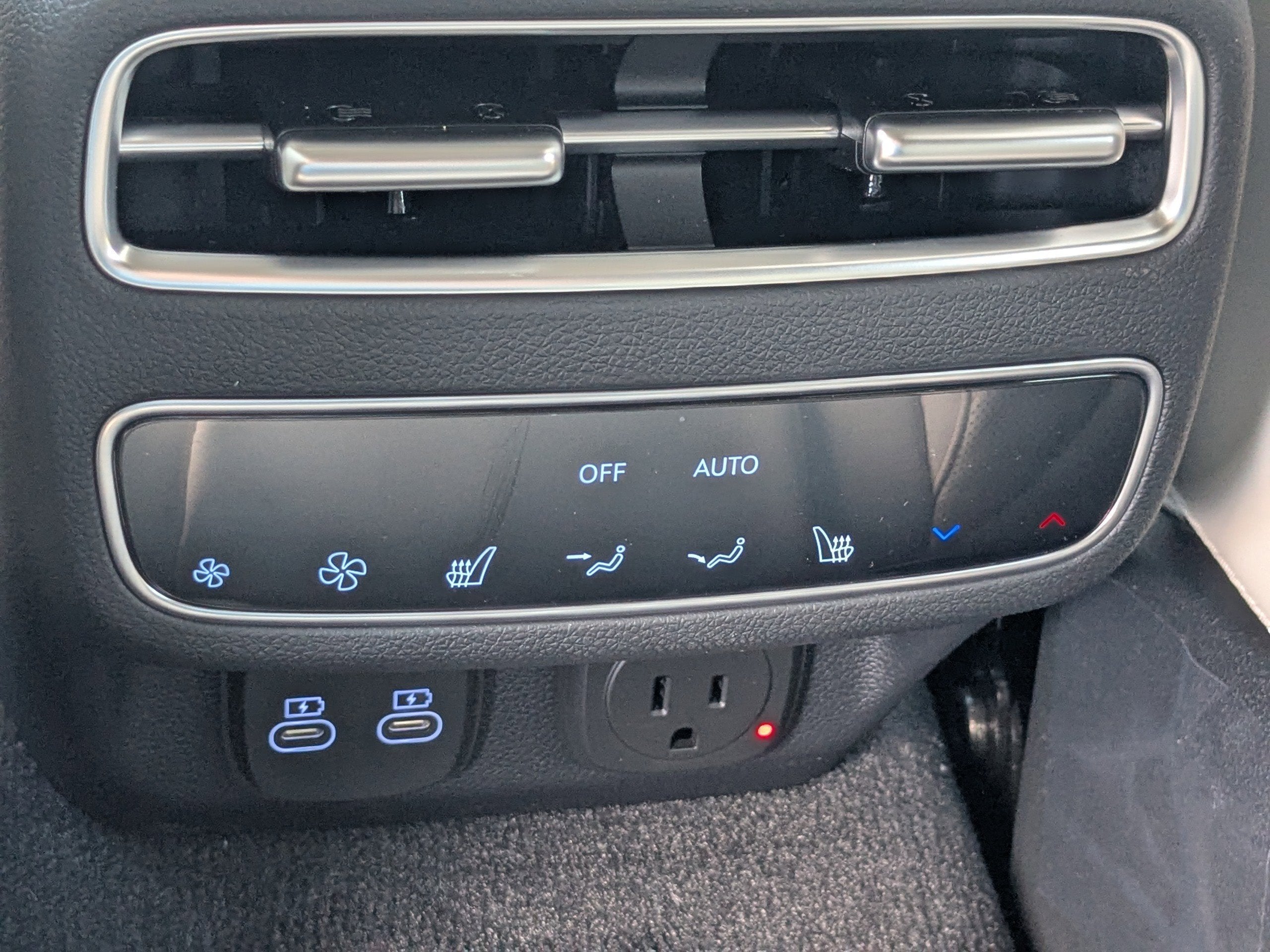 2026 GENESIS GV70 Sport Prestige - Photo 15