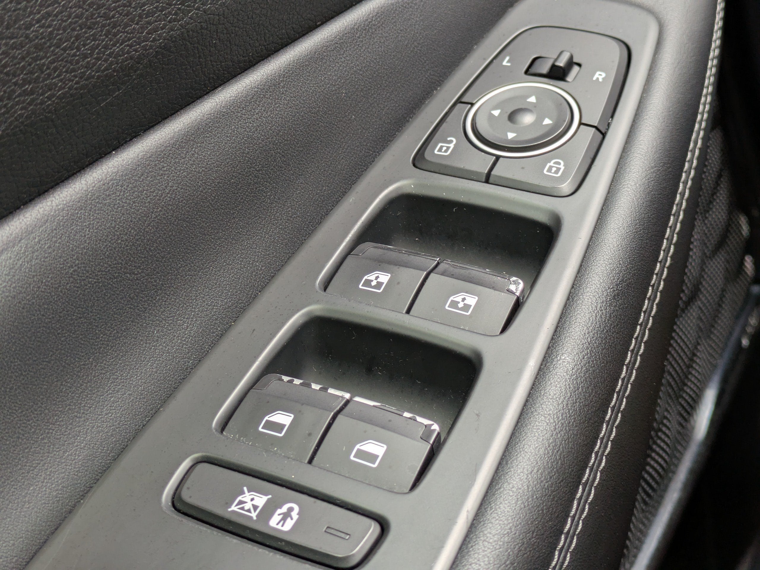 2019 Hyundai Santa Fe ULTIMATE