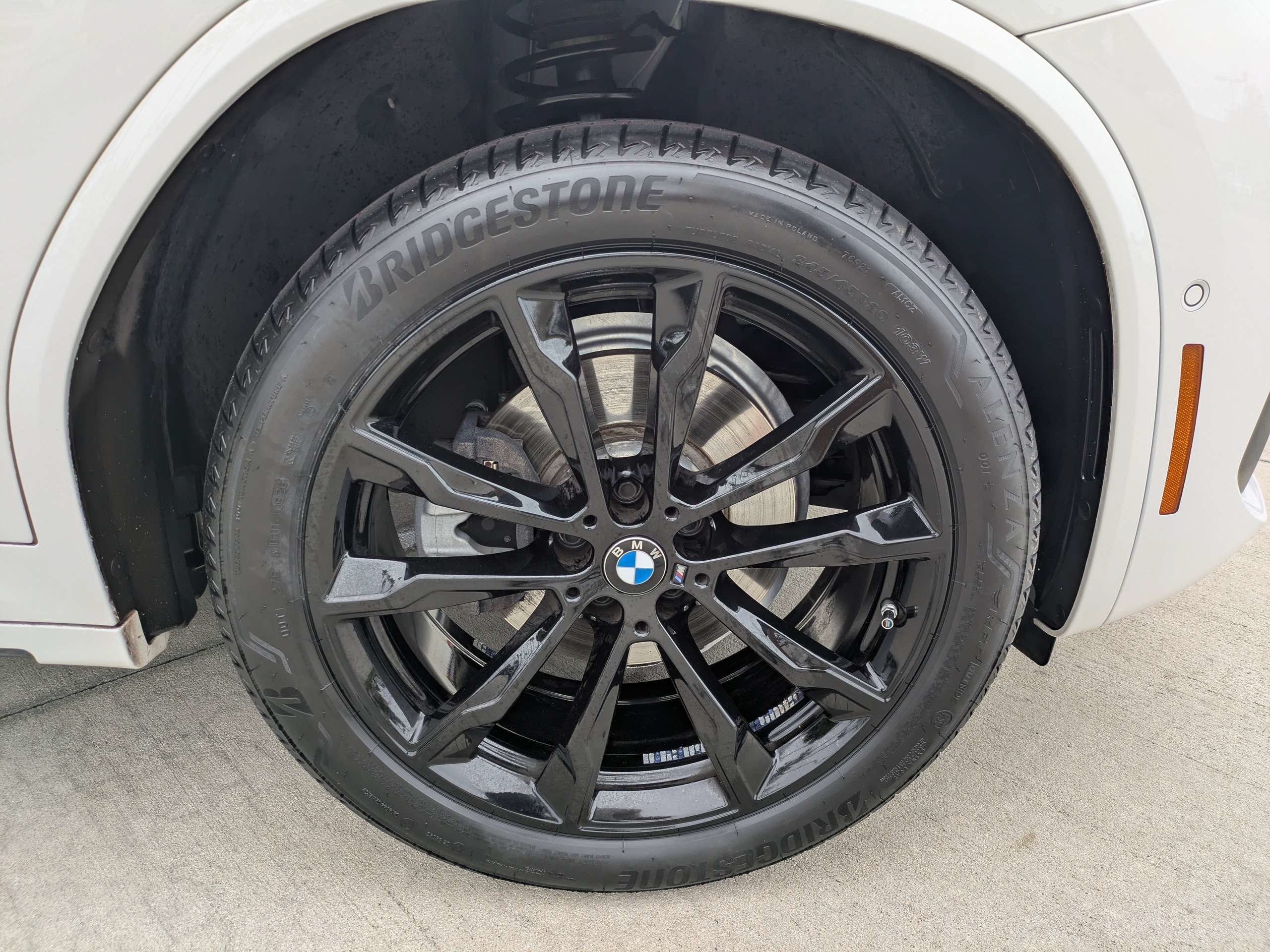 2025 BMW X4 XDRIVE30I