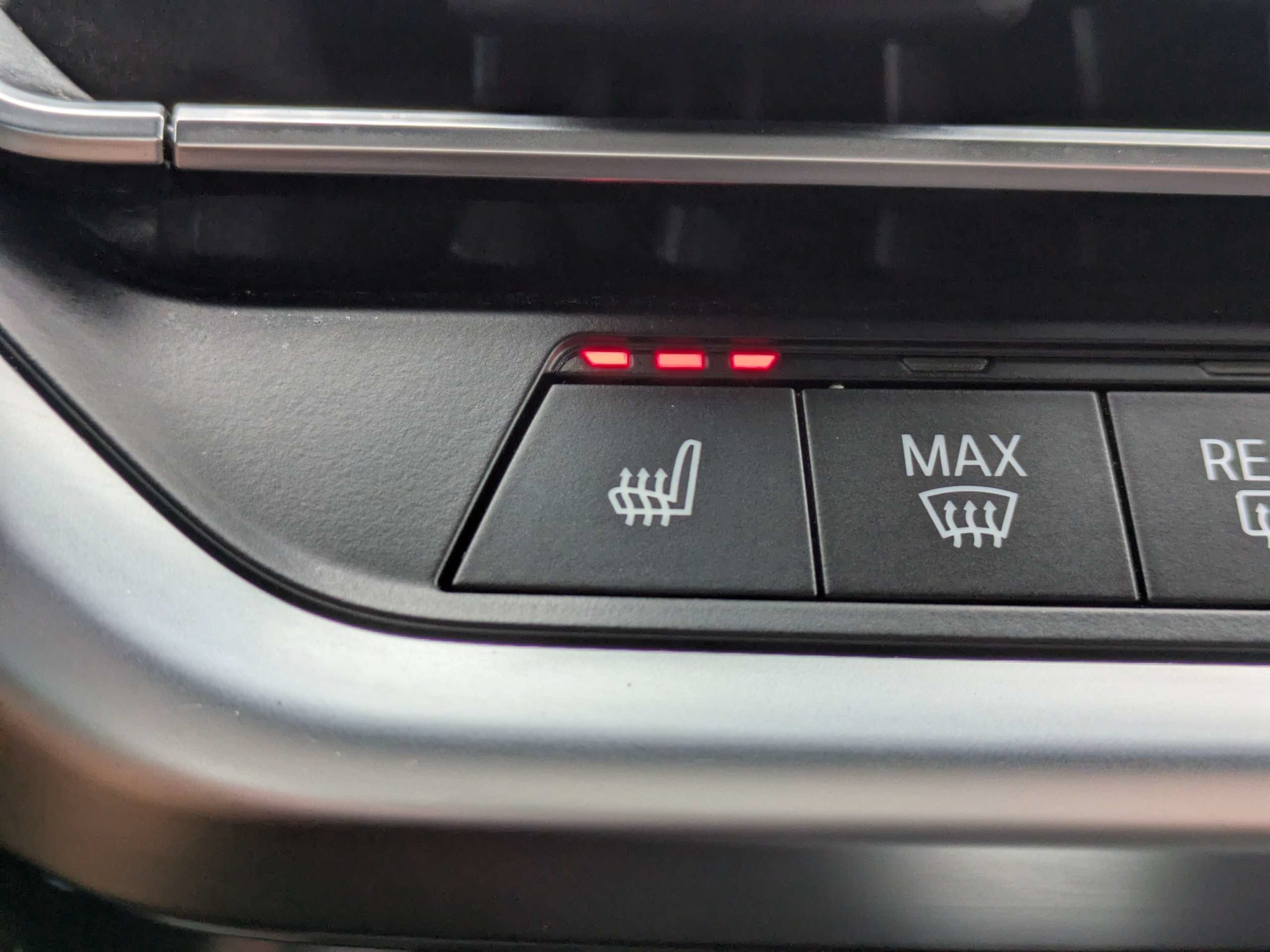 2025 BMW X4 XDRIVE30I
