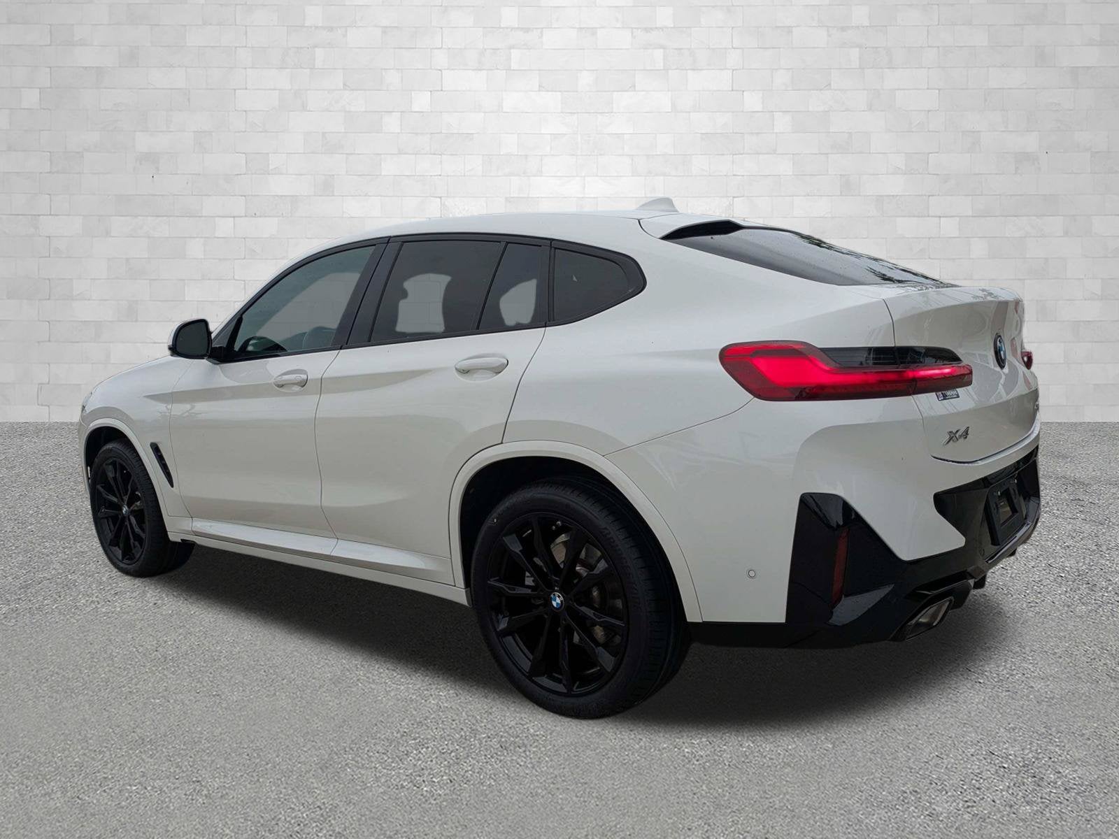 2025 BMW X4 XDRIVE30I