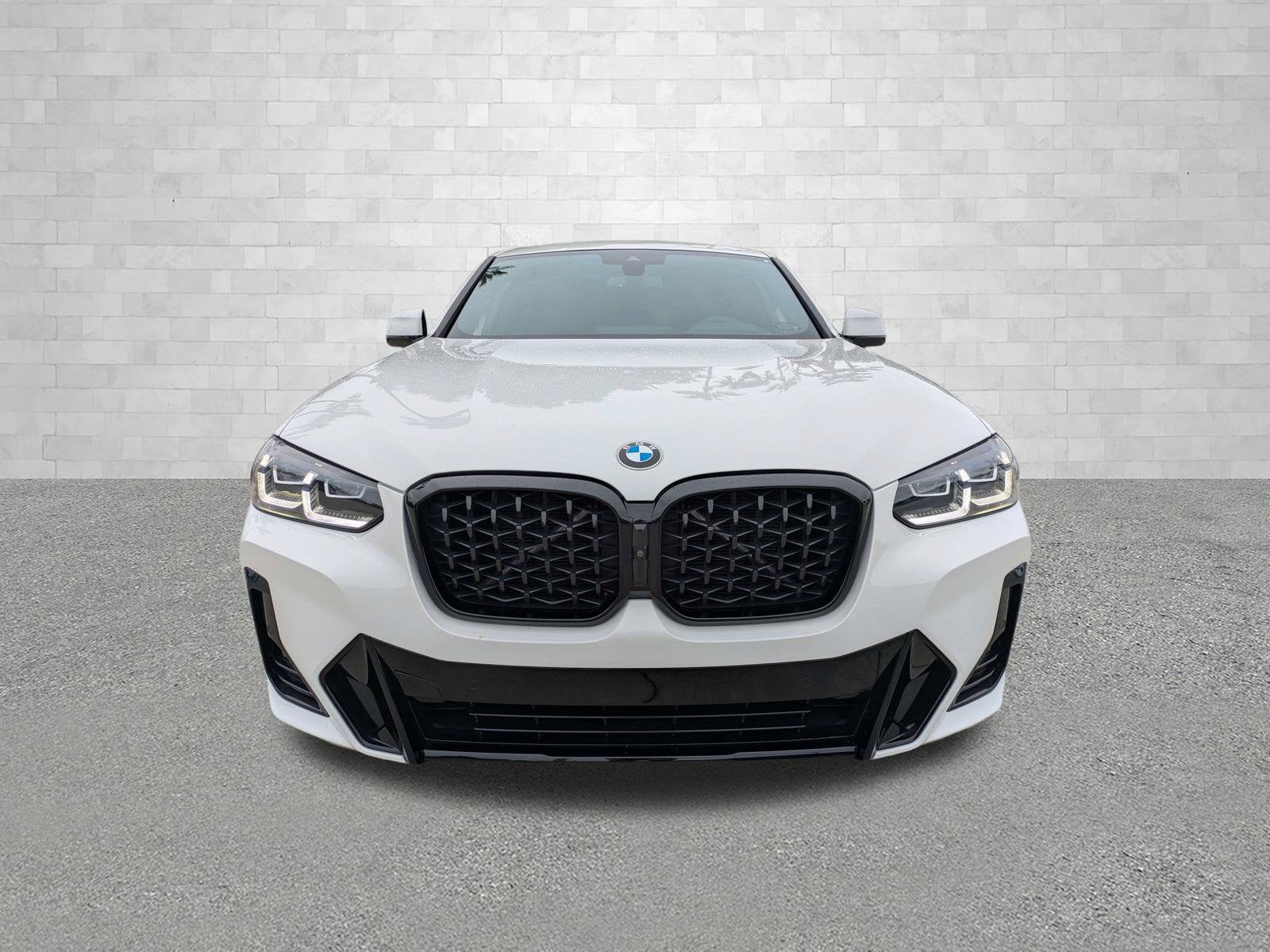 2025 BMW X4 XDRIVE30I