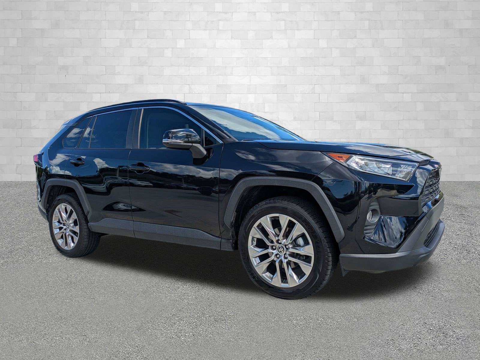 2020 Toyota RAV4 XLE PREMIUM