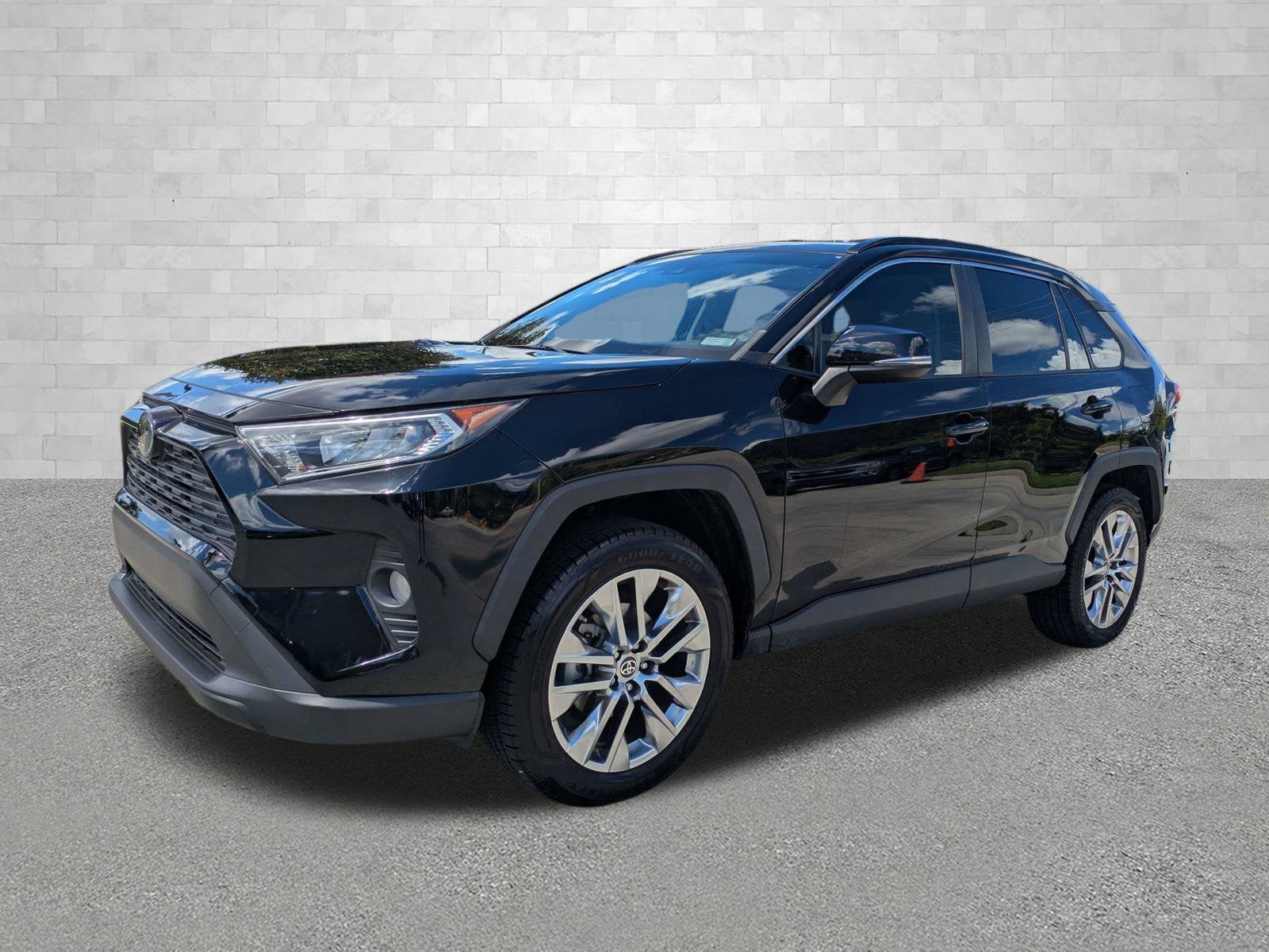 2020 Toyota RAV4 XLE PREMIUM