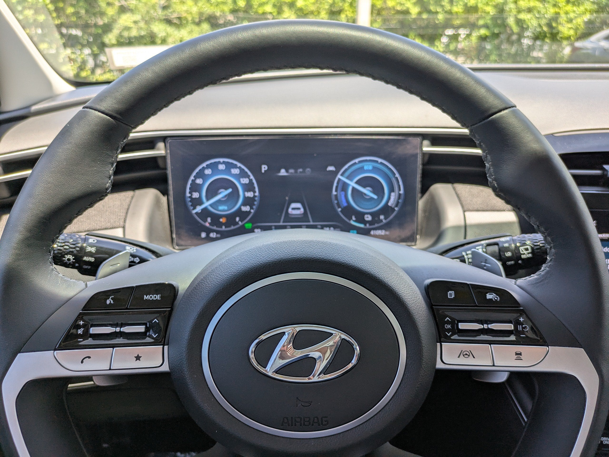 2024 Hyundai Tucson Hybrid LIMITED