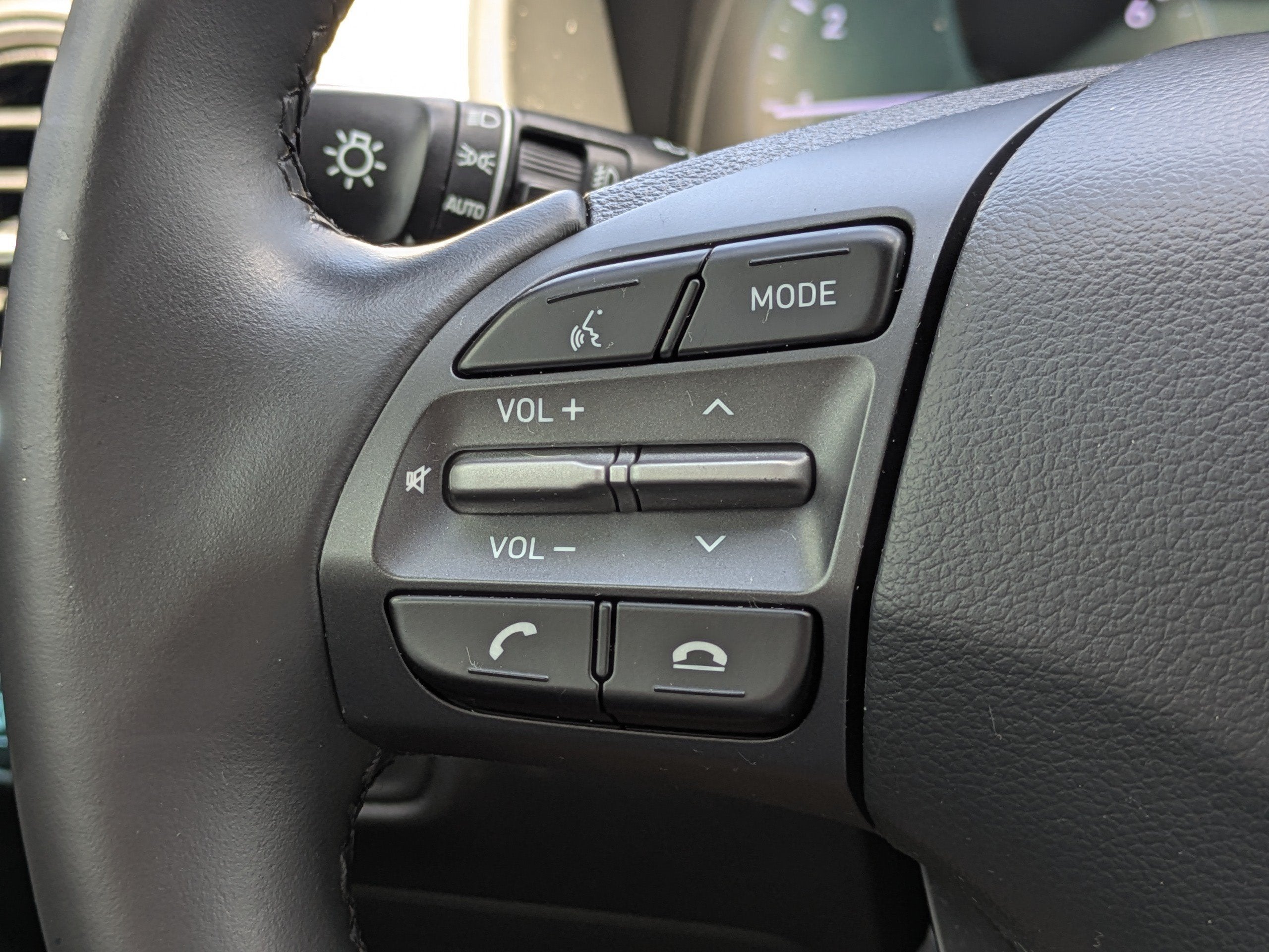 2020 Hyundai Kona SEL PLUS