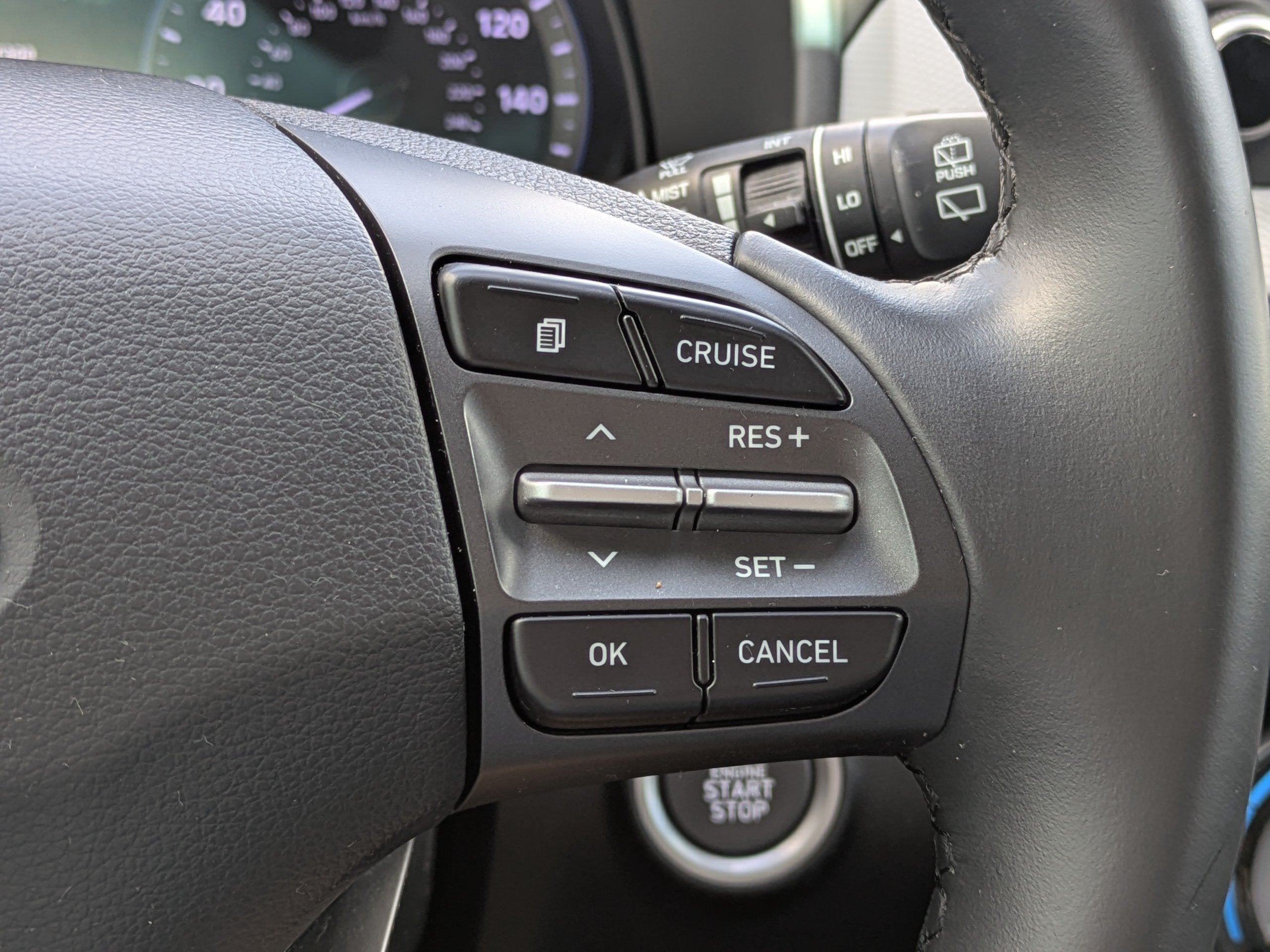 2020 Hyundai Kona SEL PLUS