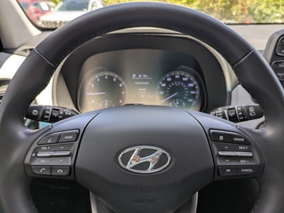 2020 Hyundai Kona SEL PLUS