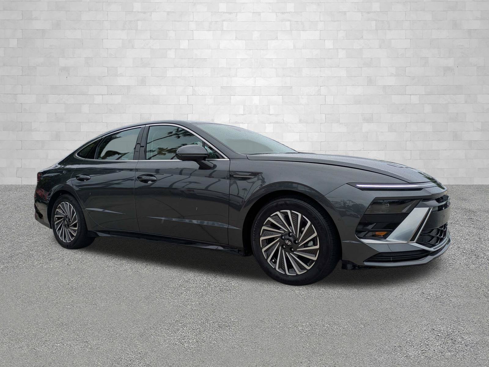 2024 Hyundai Sonata Hybrid LIMITED
